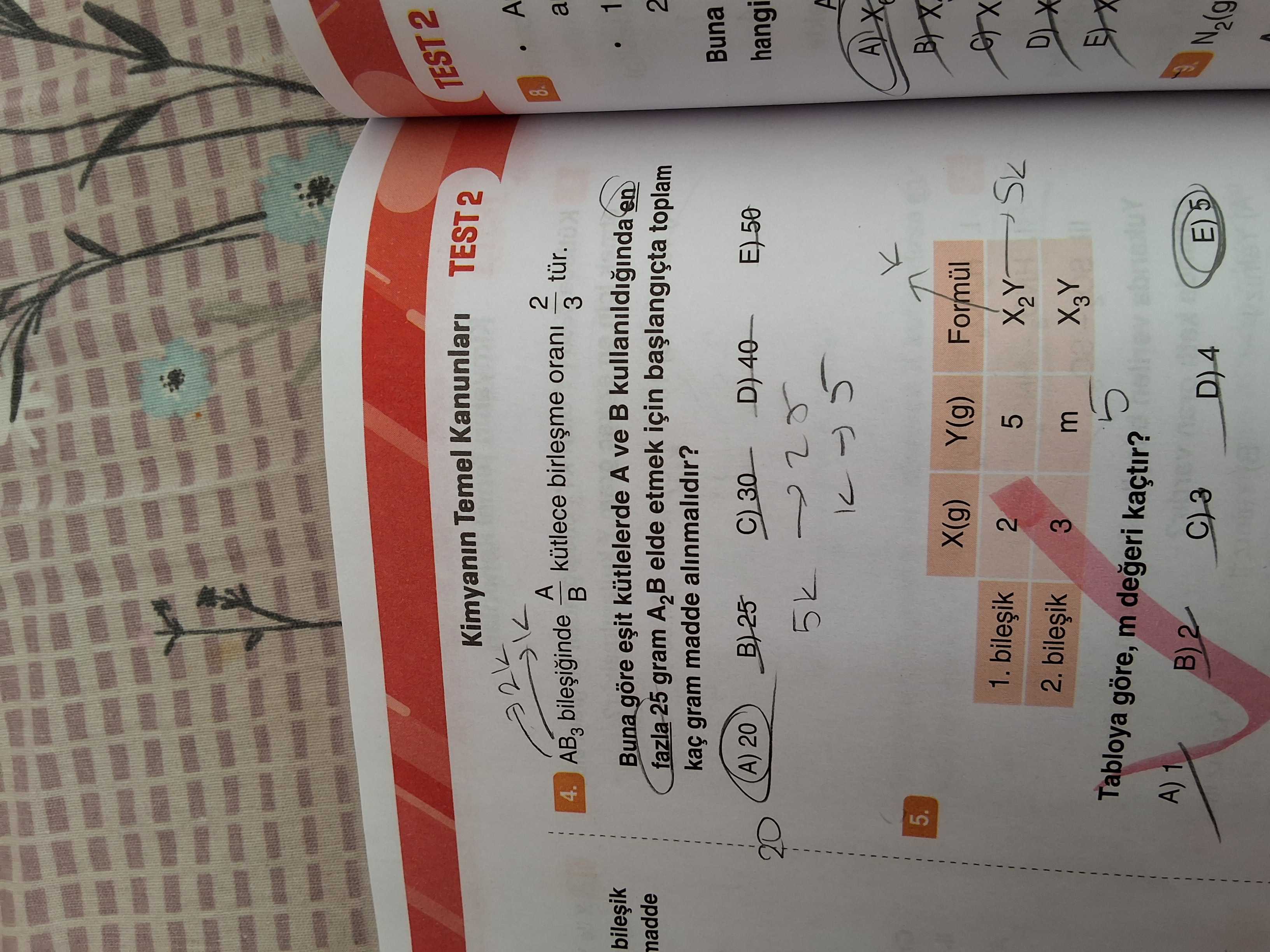 AB₃ bileşiğinde A/B kütlece birleşme oranı 2/3 tür. Buna göre eşit kütlelerde A ve B kullanıldığında