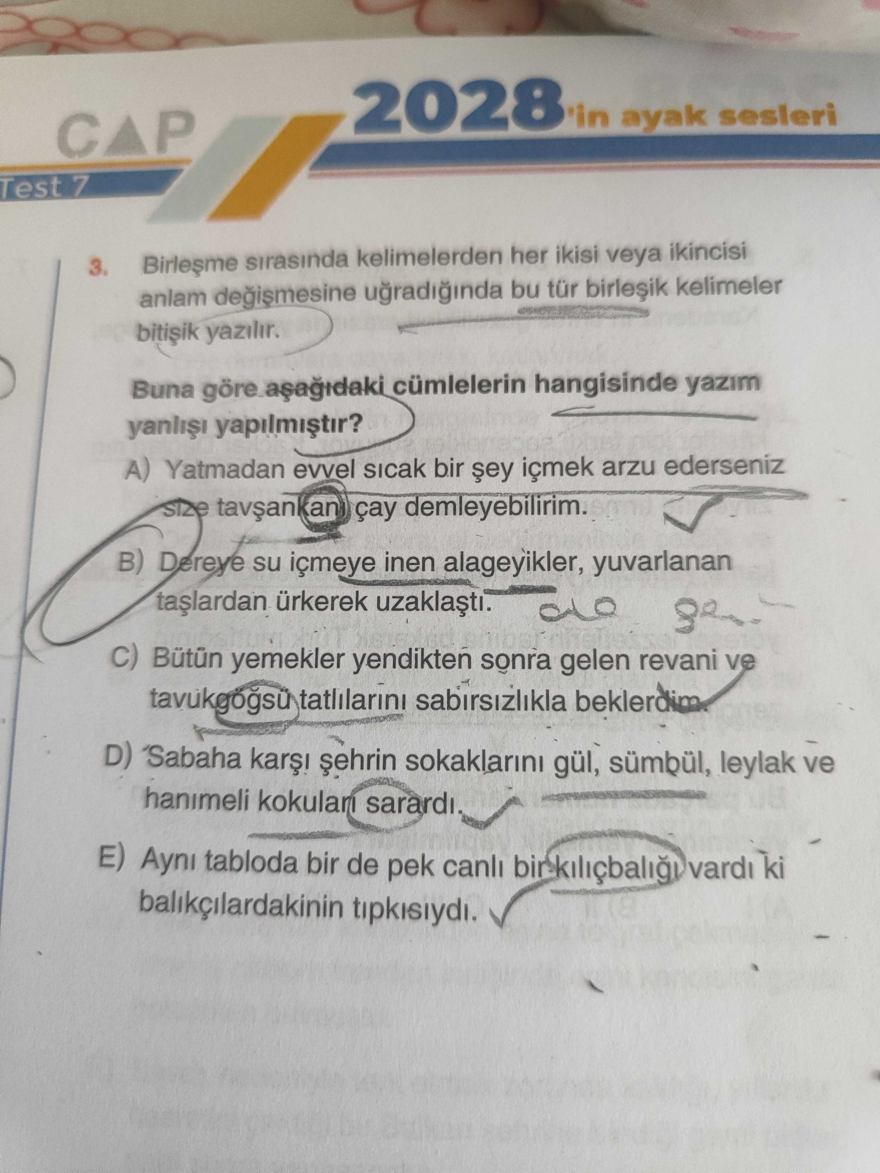 Birleşme sırasında kelimelerden her ikisi veya ikincisi anlam değişmesine uğradığında bu tür
