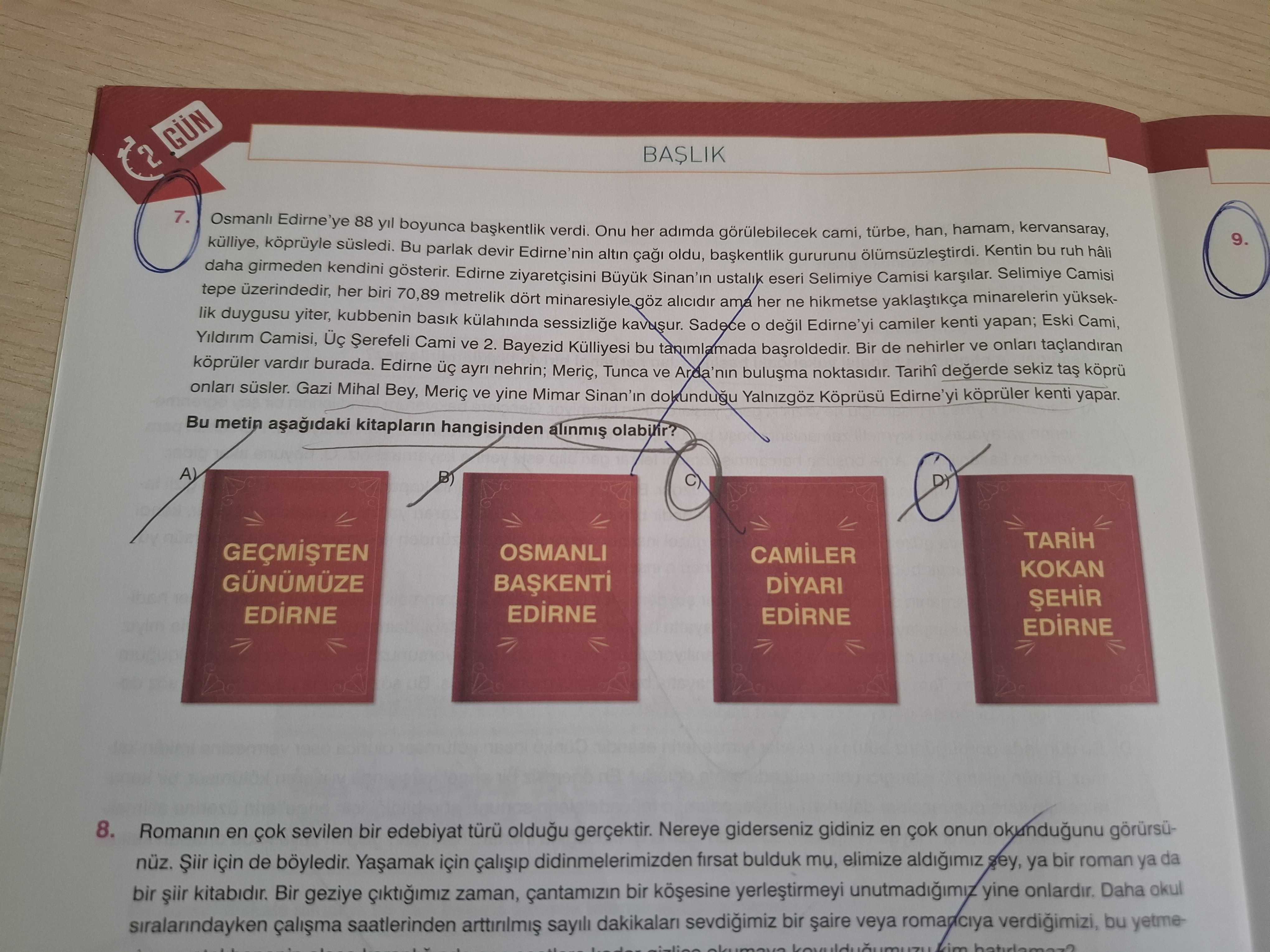 Osmanlı Edirne'ye 88 yıl boyunca başkentlik verdi. Onu her adımda görülebilecek cami, türbe, han