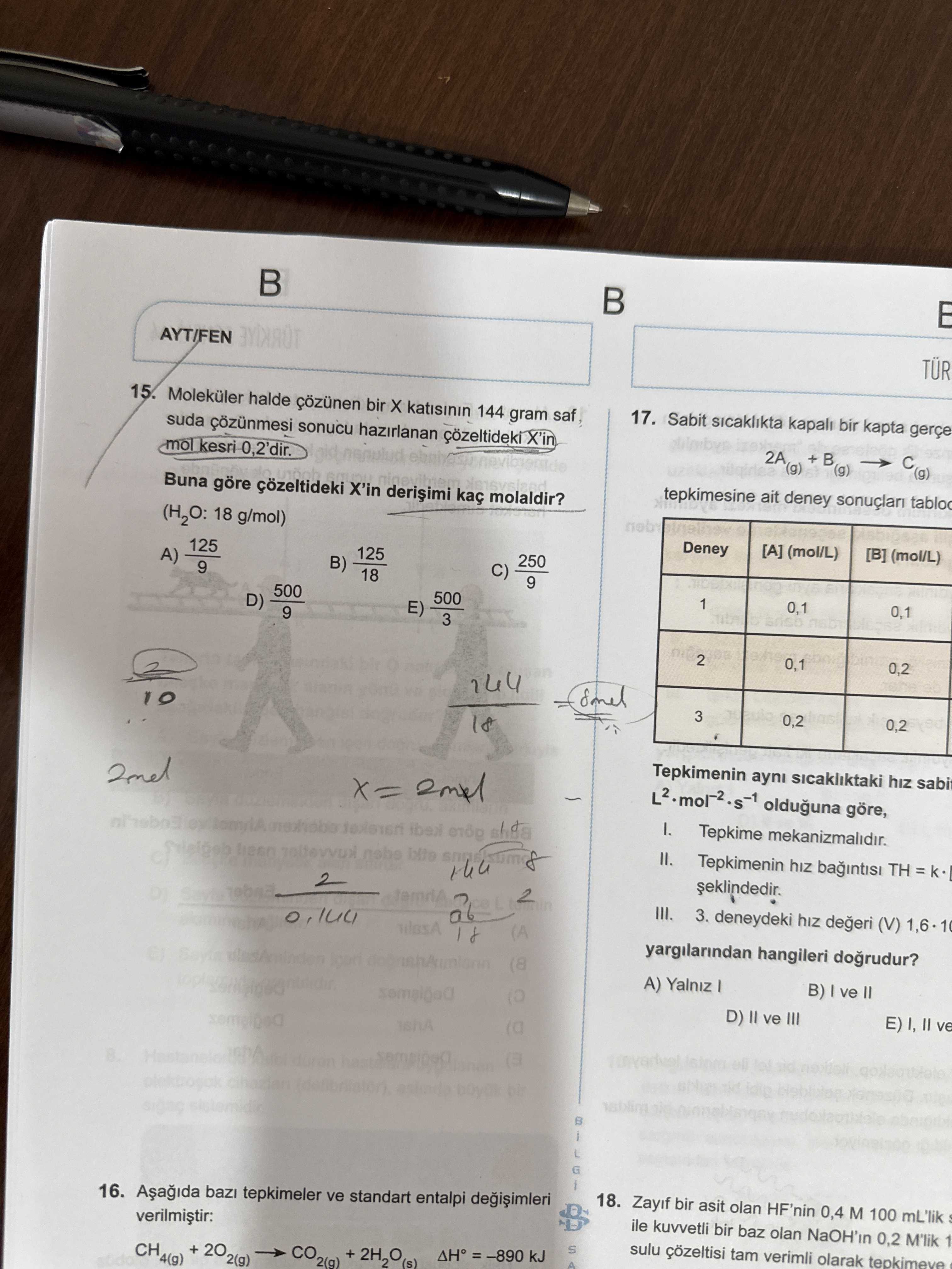 Moleküler halde çözünen bir X katısının 144 gram saf suda çözünmesi sonucu hazırlanan çözeltideki