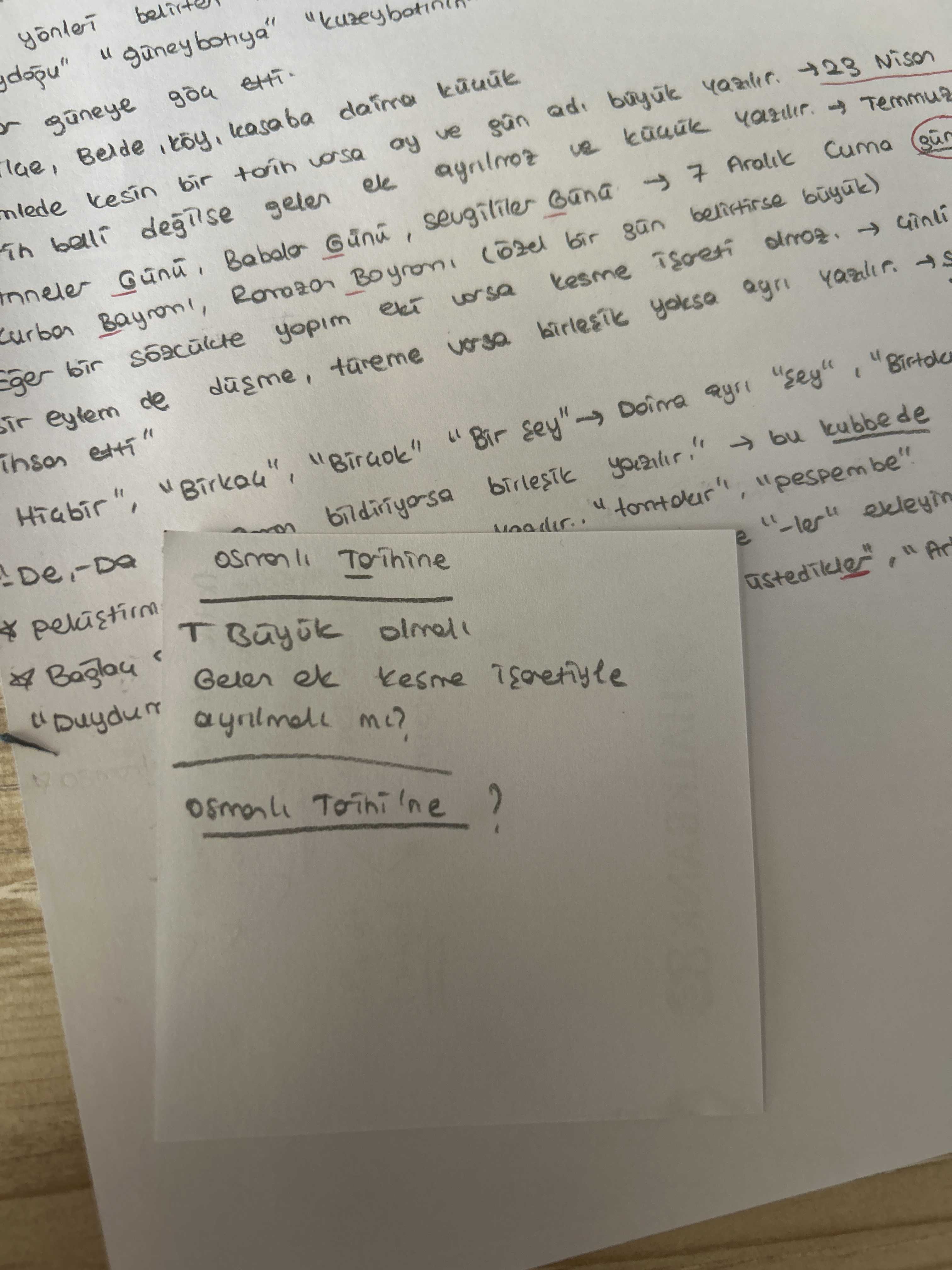 Osmanlı Tarihine T Büyük olmalı Gelen ek kesme işaretiyle ayrılmalı mı? Osmanlı Tarihi'ne ?