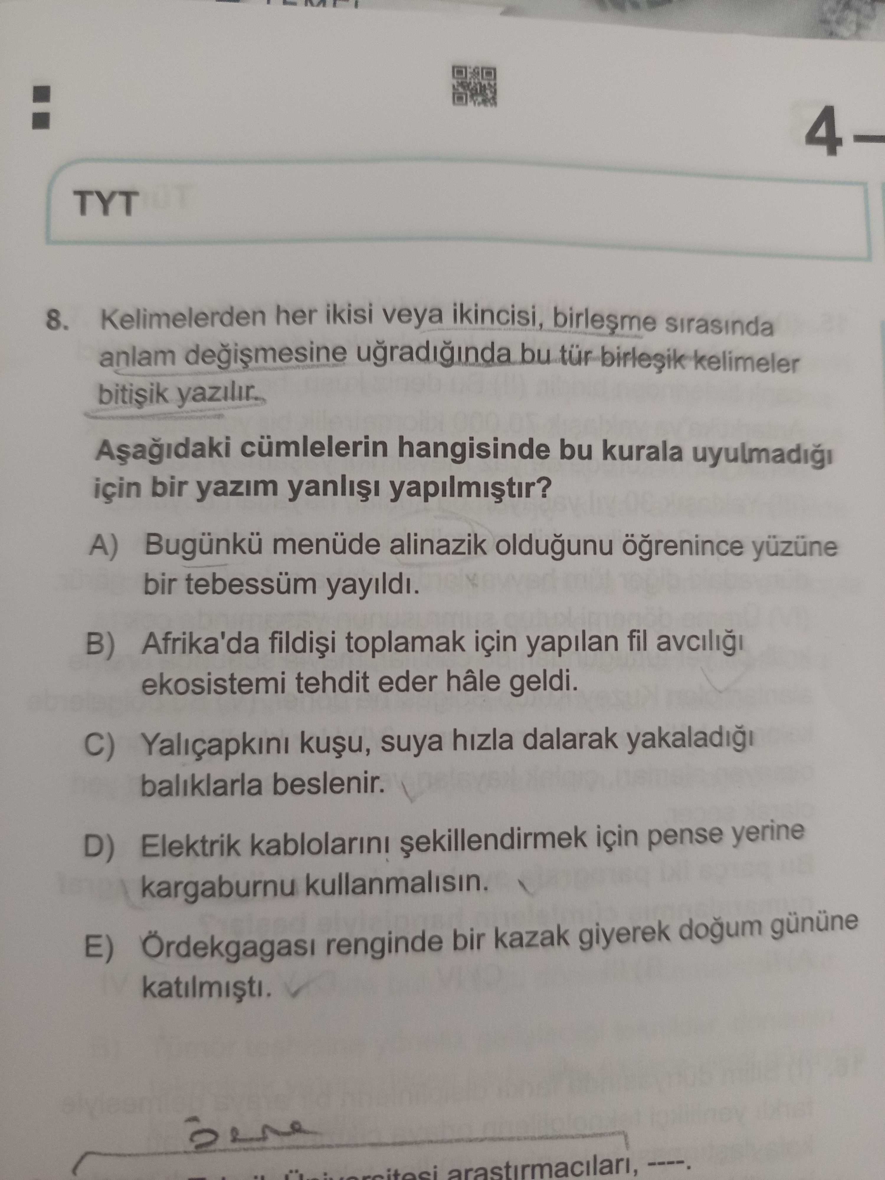 Kelimelerden her ikisi veya ikincisi, birleşme sırasında anlam değişmesine uğradığında bu tür