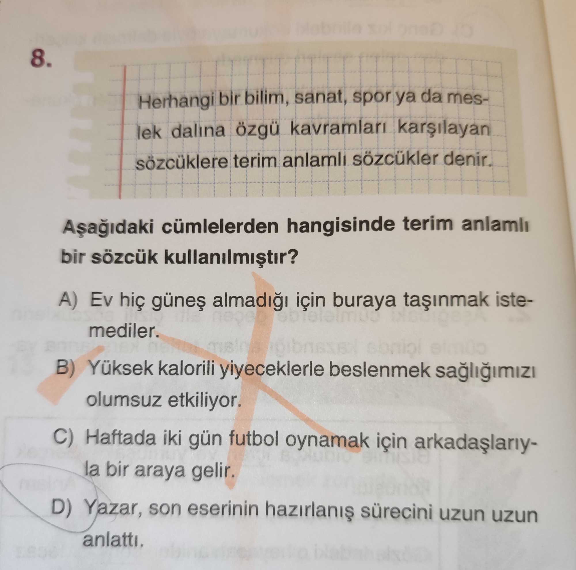 Herhangi bir bilim, sanat, spor ya da meslek dalına özgü kavramları karşılayan sözcüklere terim