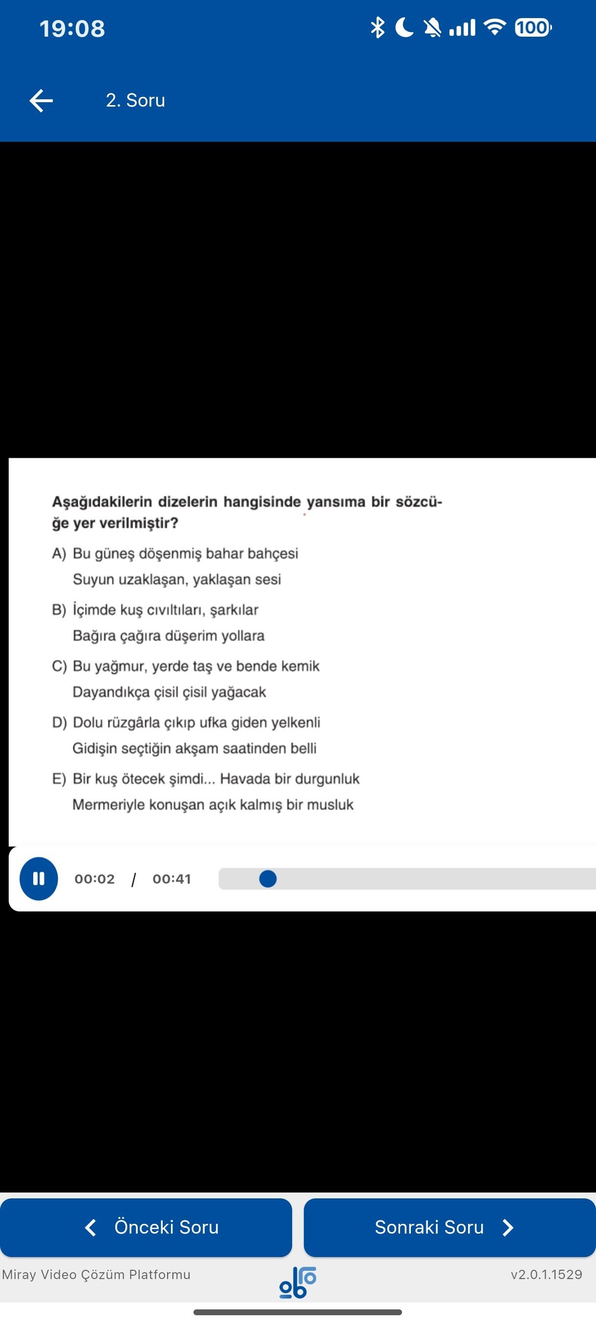 Aşağıdakilerin dizelerin hangisinde yansıma bir sözcüğe yer verilmiştir?
