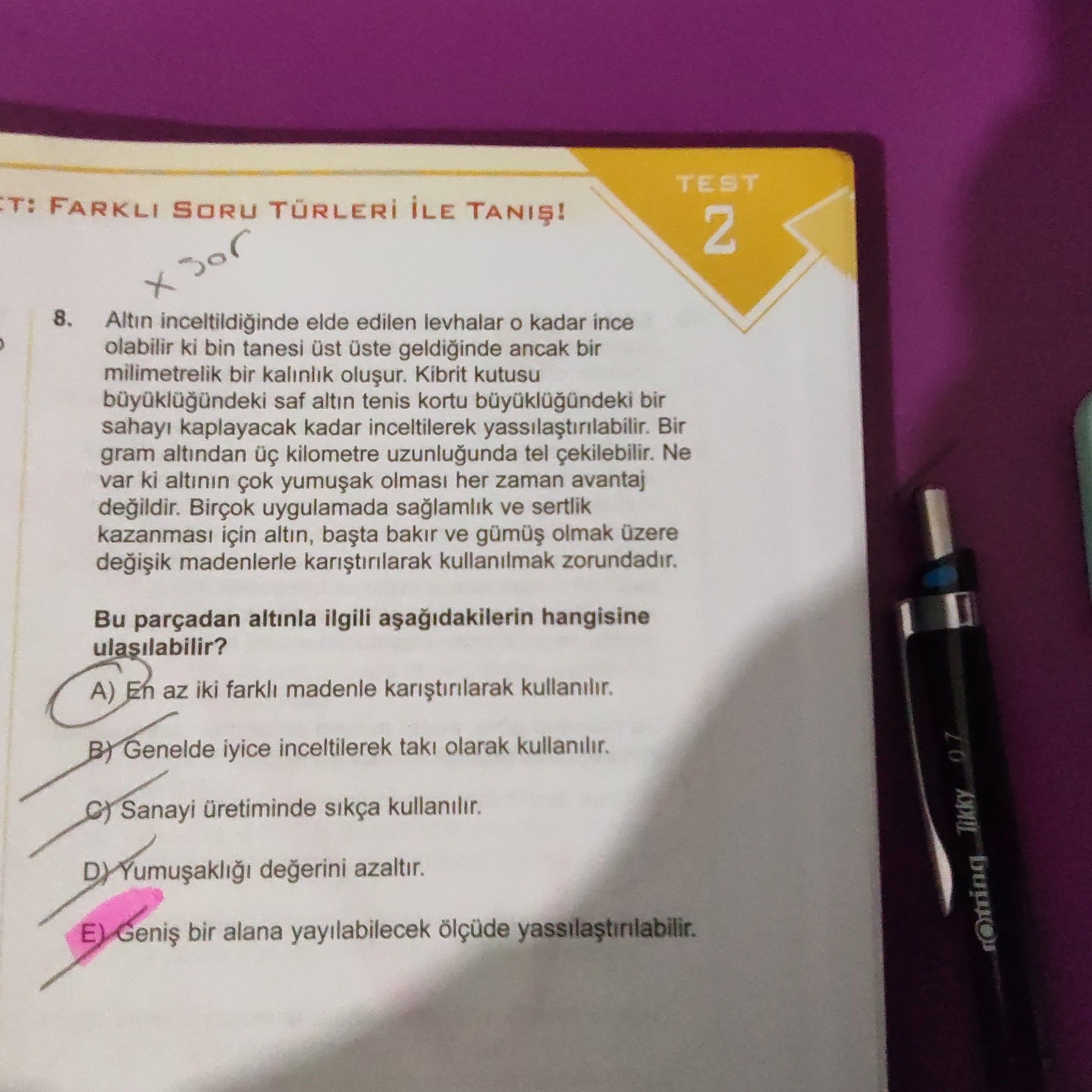 Altın inceltiidiğinde elde edilen levhalar o kadar ince olabilir ki bin tanesi üst üste geldiğinde