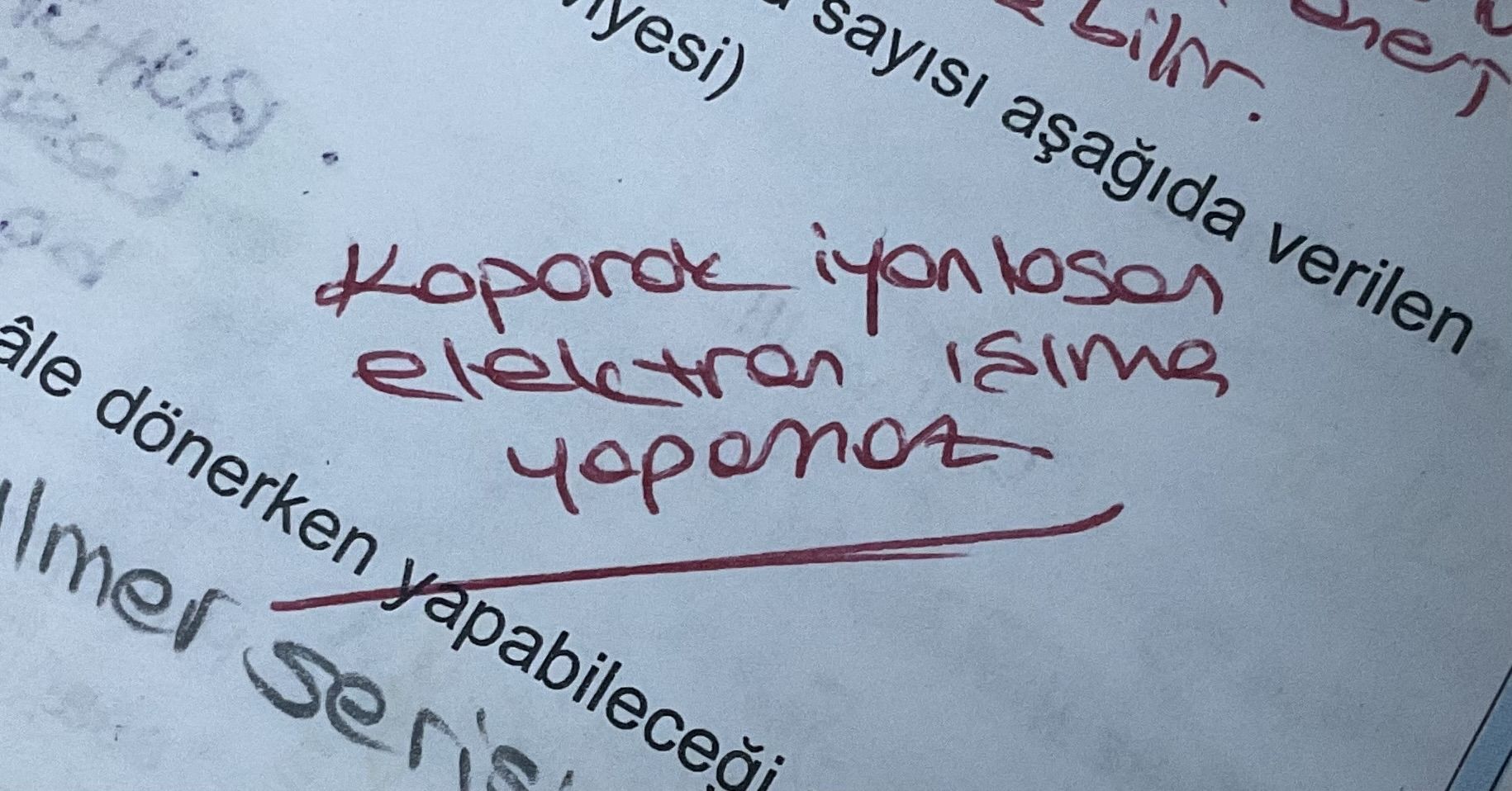 Koparılan iyon loser elektron ışıma yapamaz