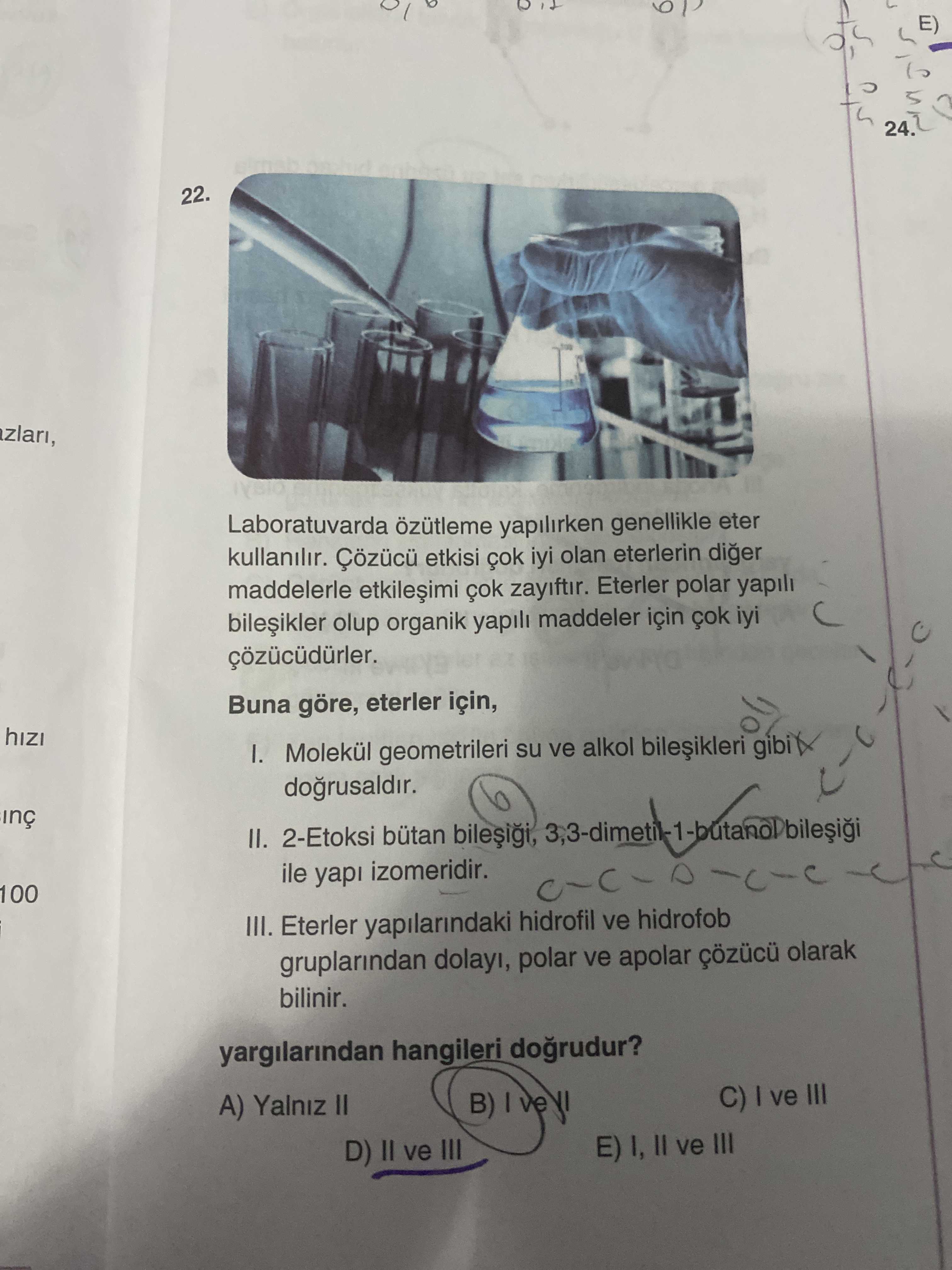 Laboratuvarda özütleme yapılırken genellikle eter kullanılır. Çözücü etkisi çok iyi olan eterlerin