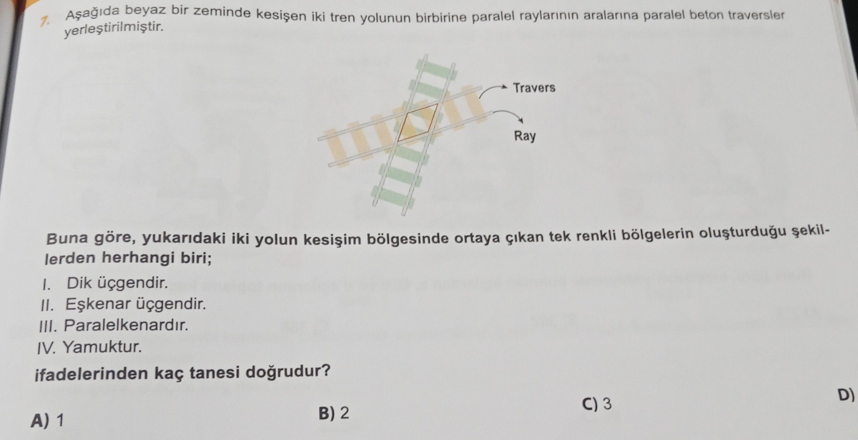 Aşağıda beyaz bir zeminde kesişen iki tren yolunun birbirine paralel raylarının aralarına paralel