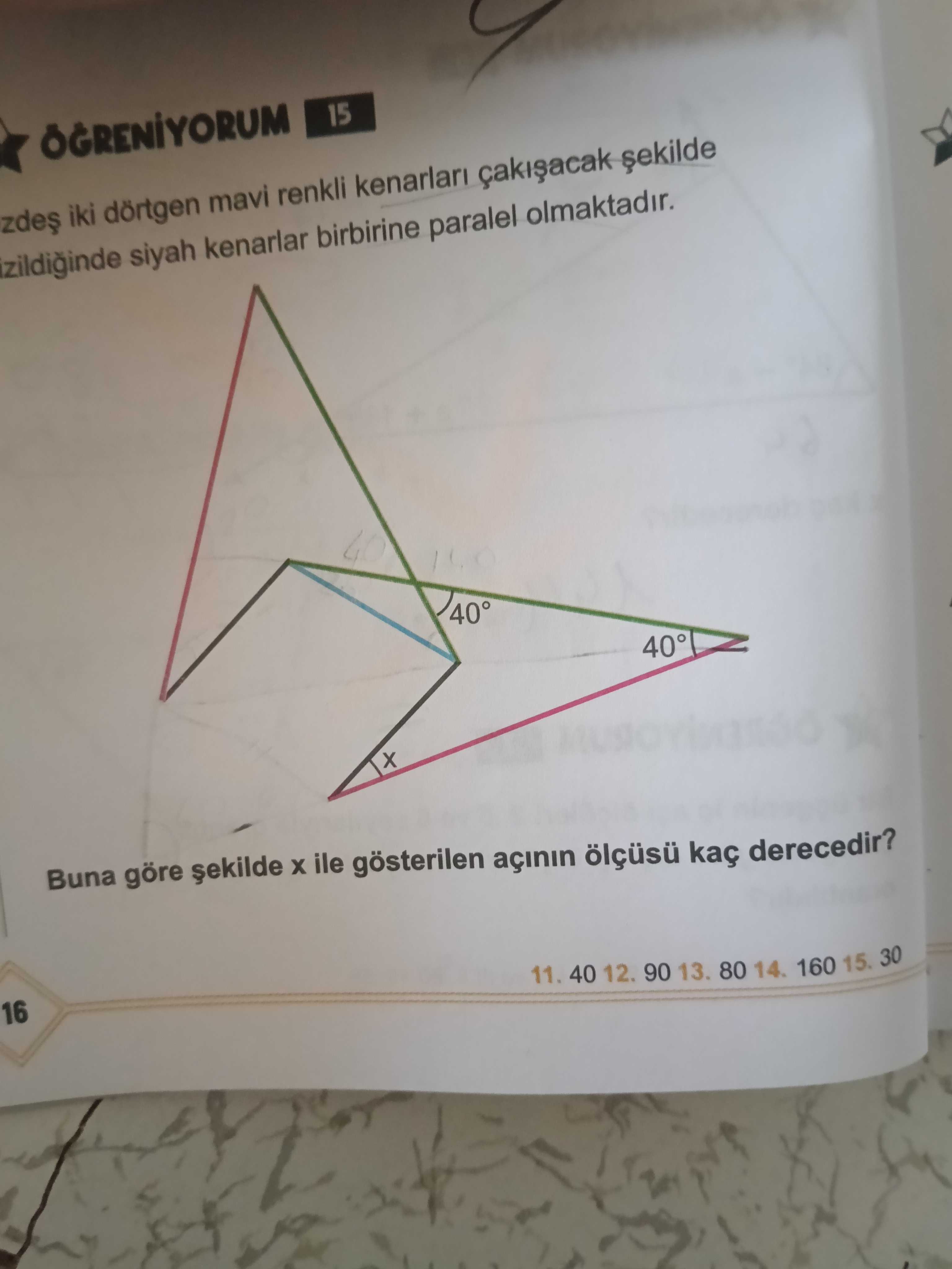 Özdeş iki dörtgen mavi renkli kenarları çakışacak şekilde çizildiğinde siyah kenarlar birbirine