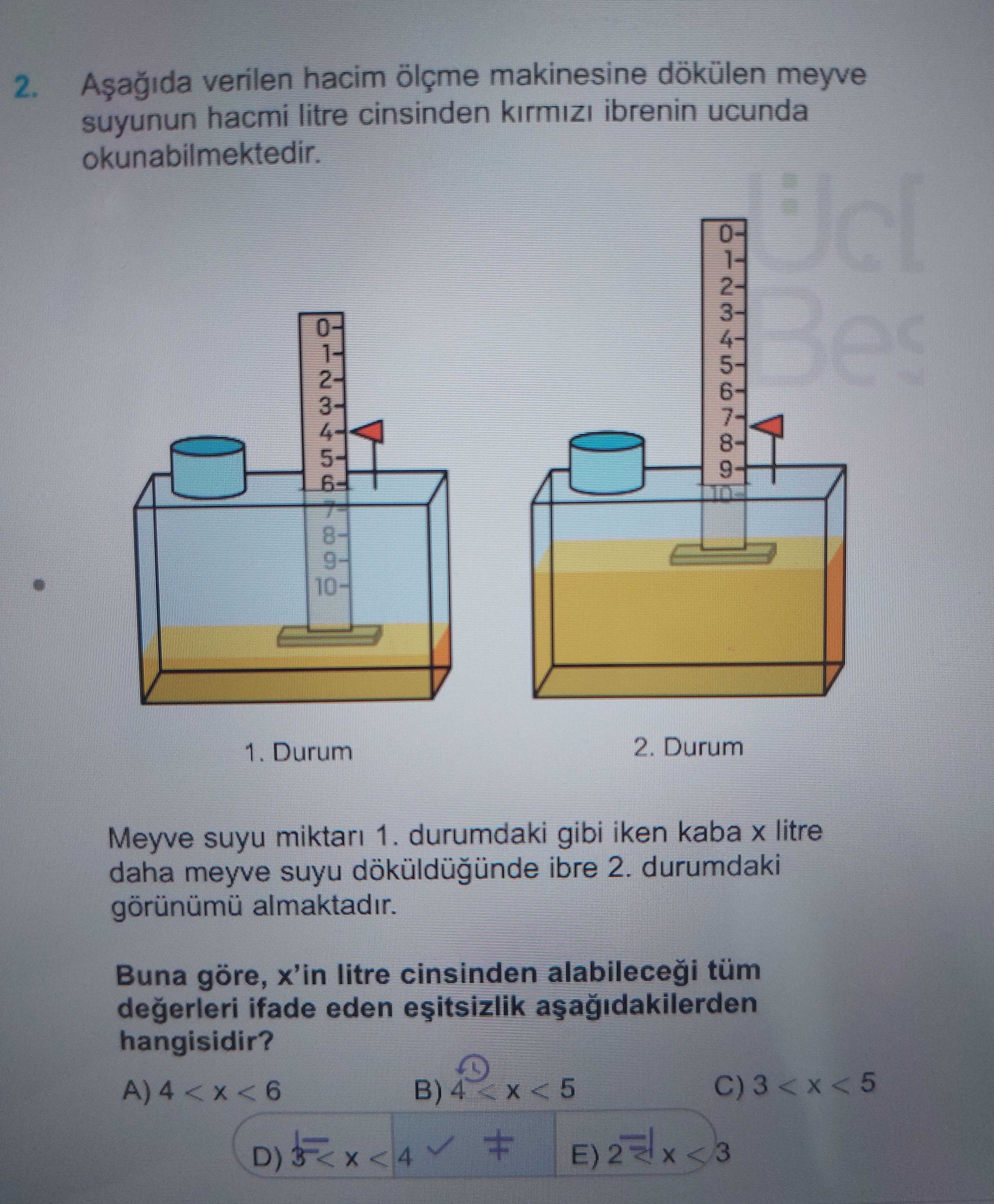 Aşağıda verilen hacim ölçme makinesine dökülen meyve suyunun hacmi litre cinsinden kırmızı ibrenin