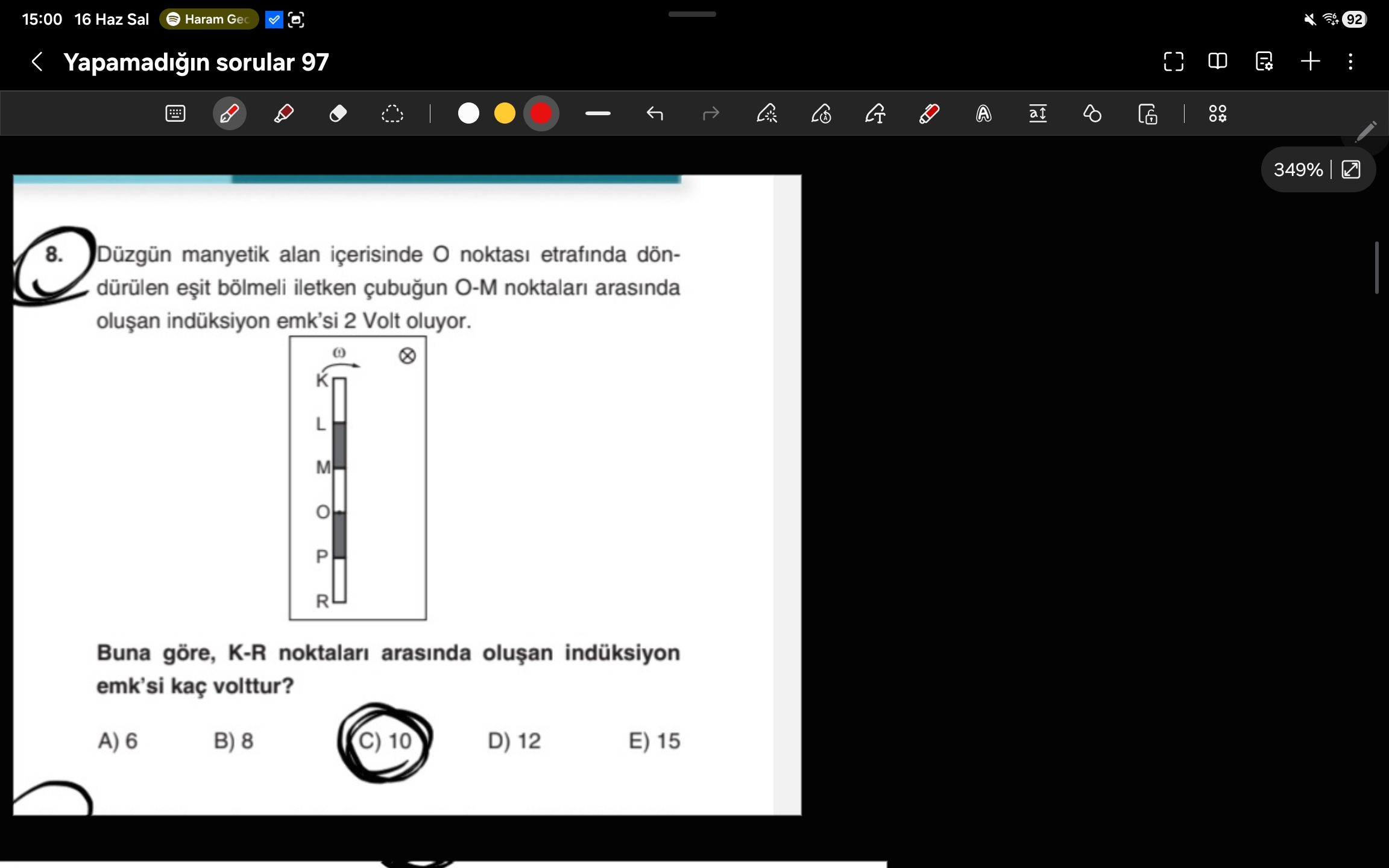 Düzgün manyetik alan içerisinde O noktası etrafında döndürülen eşit bölmeli iletken çubuğun O-M