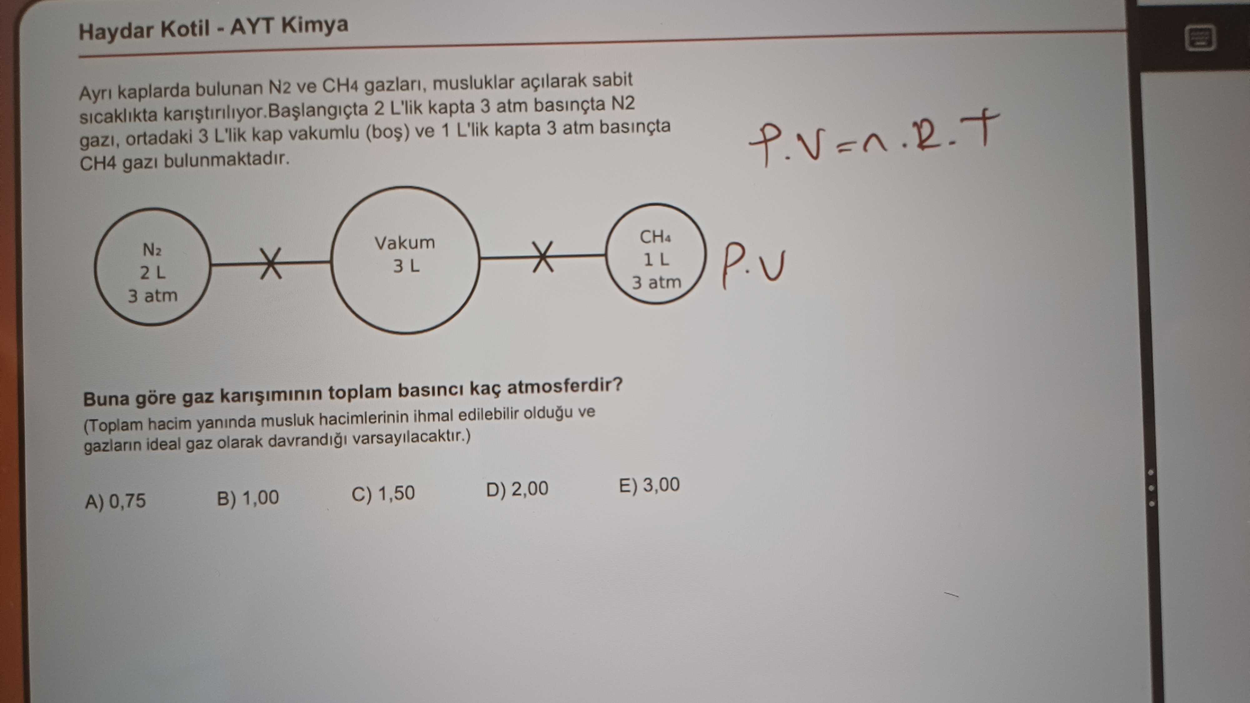 Ayrı kaplarda bulunan N2 ve CH4 gazları, musluklar açılarak sabit sıcaklıkta karıştırılıyor