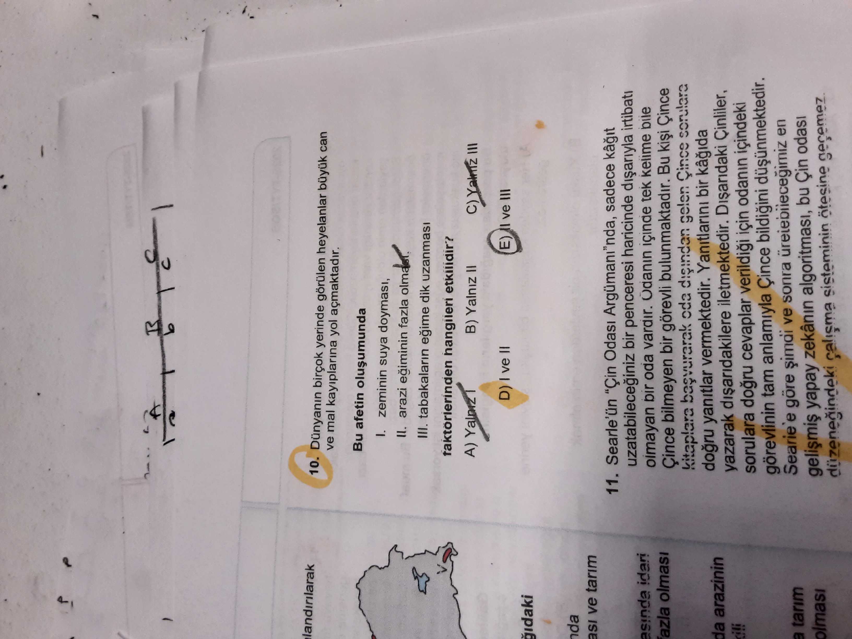 Dünyanın birçok yerinde görülen heyelanlar büyük can ve mal kayıplarına yol açmaktadır. Bu afetin