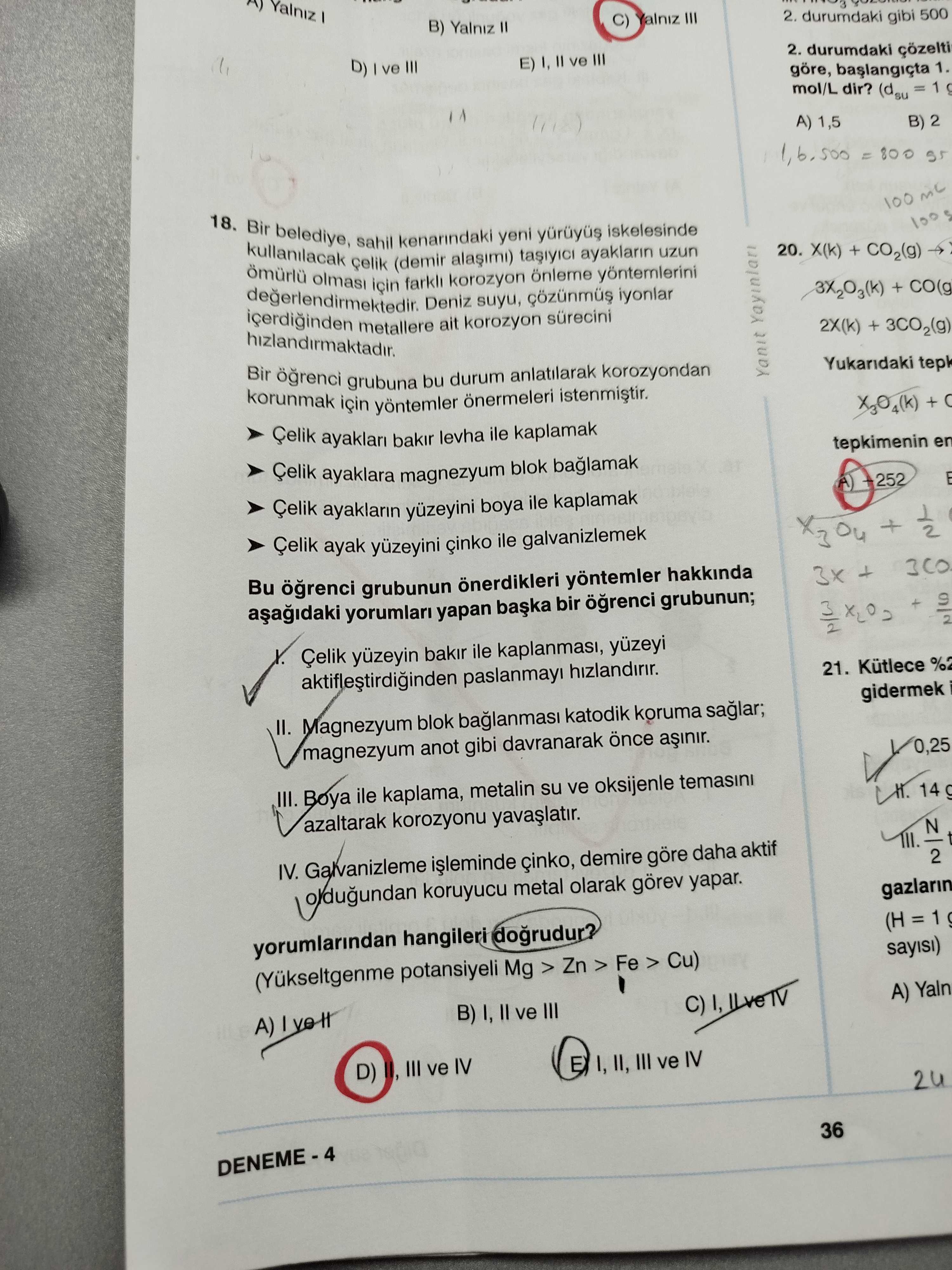 Bir belediye, sahil kenarındaki yeni yürüyüş iskelesinde kullanılacak çelik (demir alaşımı) taşıyıcı