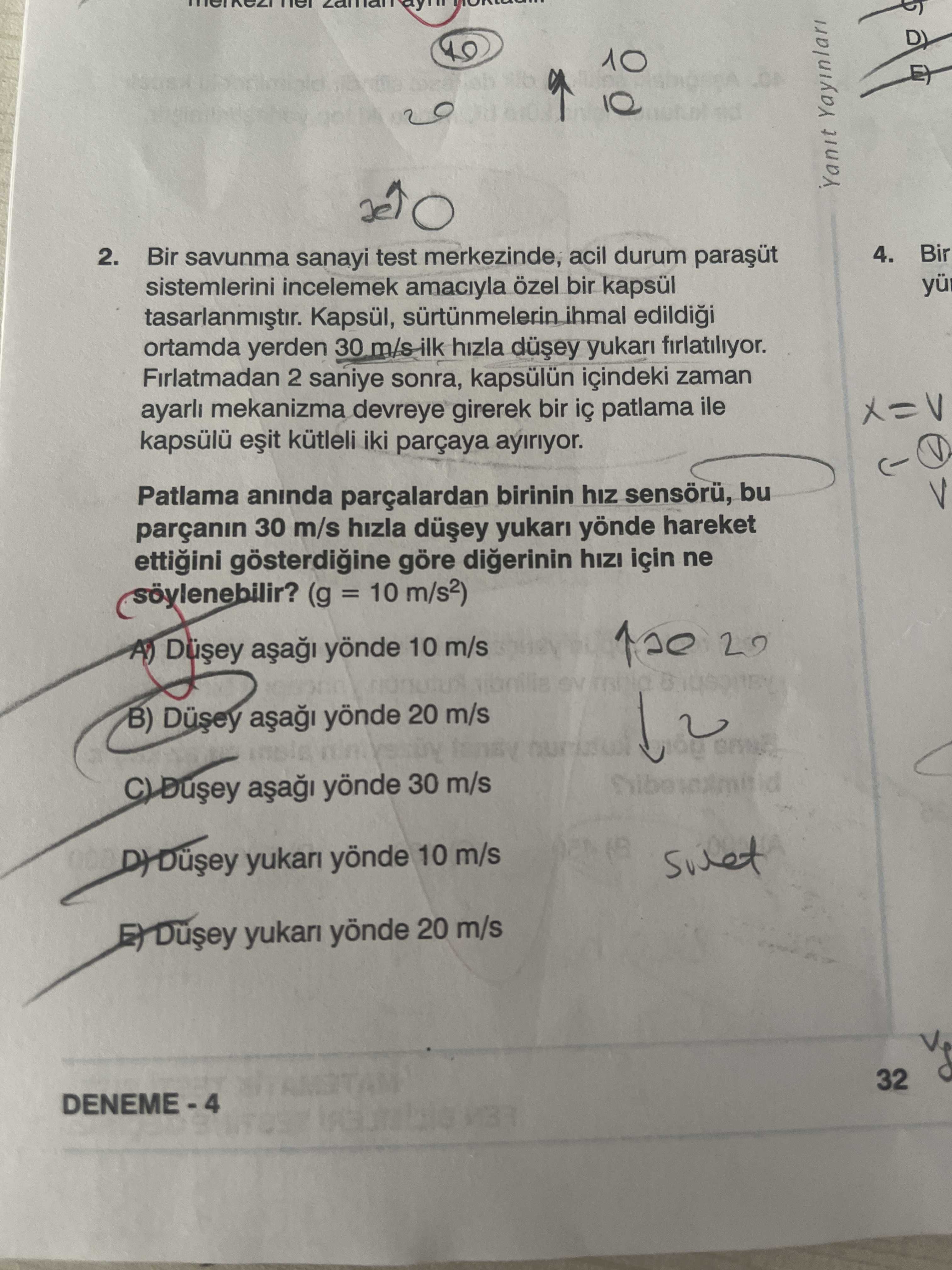 Bir savunma sanayi test merkezinde, acil durum paraşüt sistemlerini incelemek amacıyla özel bir