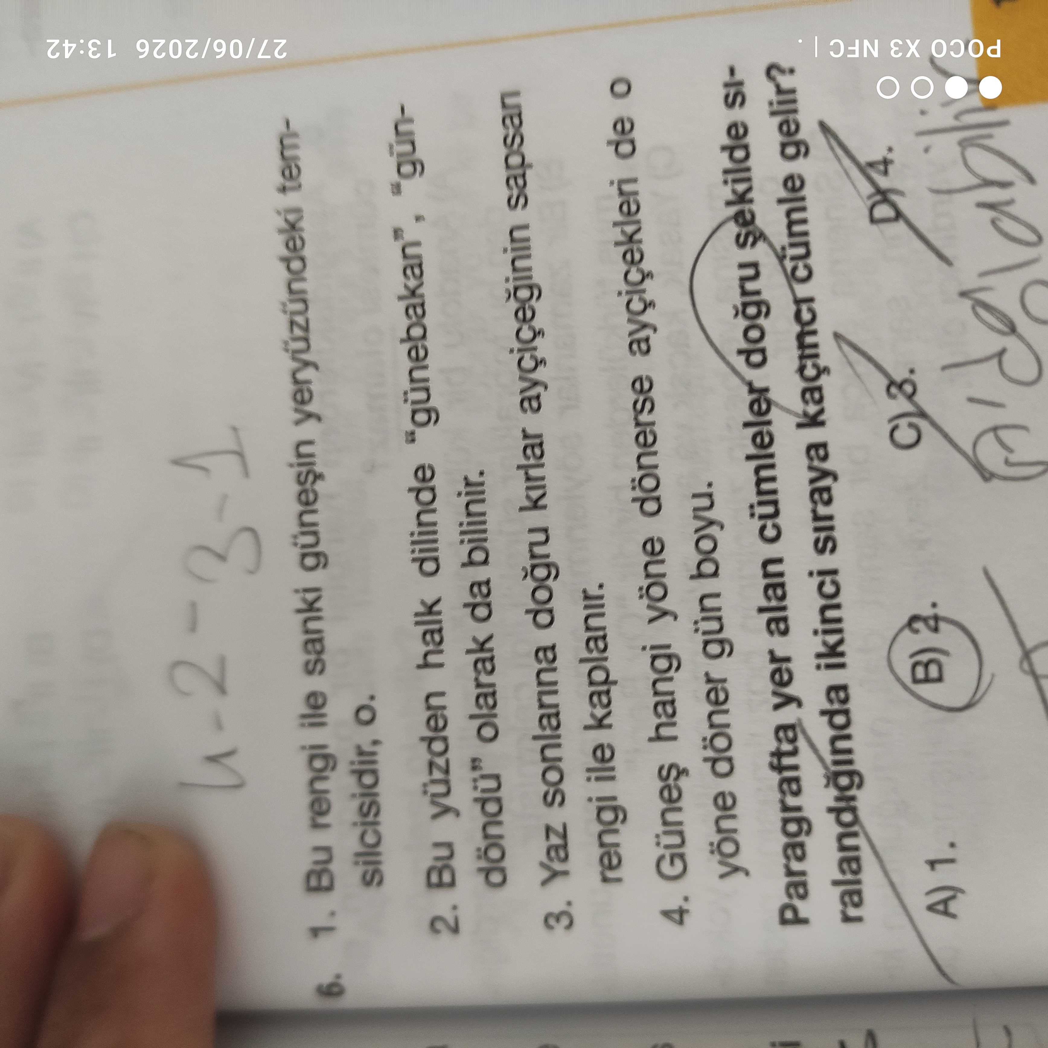 Bu rengi ile sanki güneşin yeryüzündeki temsilcisidir, o. 1. Bu rengi ile sanki güneşin yeryüzündeki
