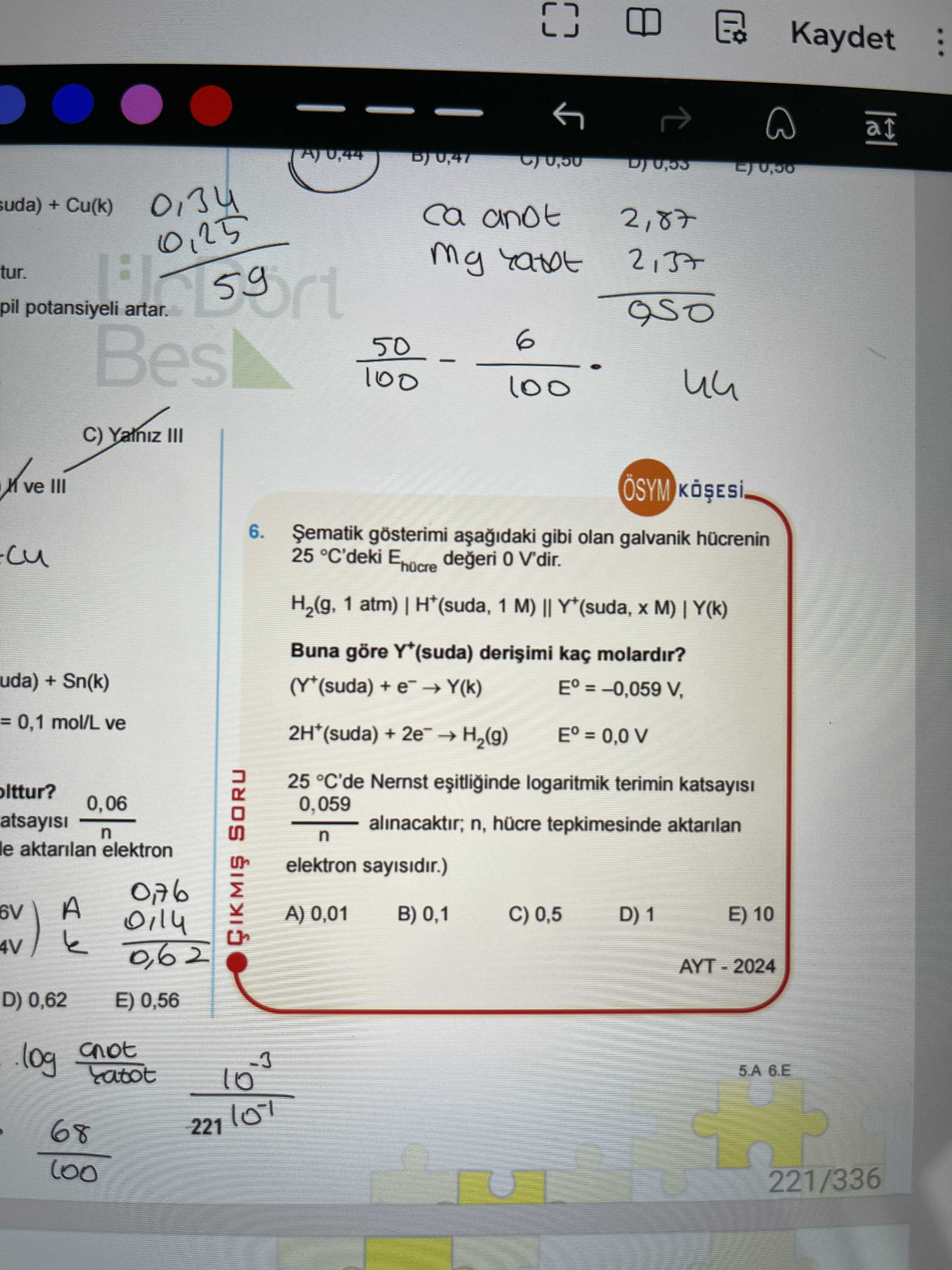 Şematik gösterimi aşağıdaki gibi olan galvanik hücrenin 25 °C'deki E_hücre değeri 0 V'dir. H₂(g, 1