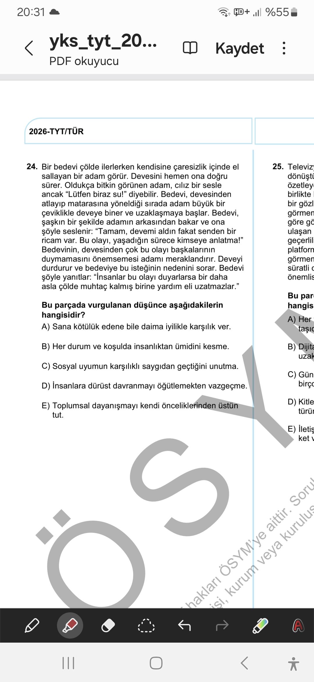 Bir bedevi çölde ilerlerken kendisine çaresizlik içinde el sallayan bir adam görür. Devesini hemen