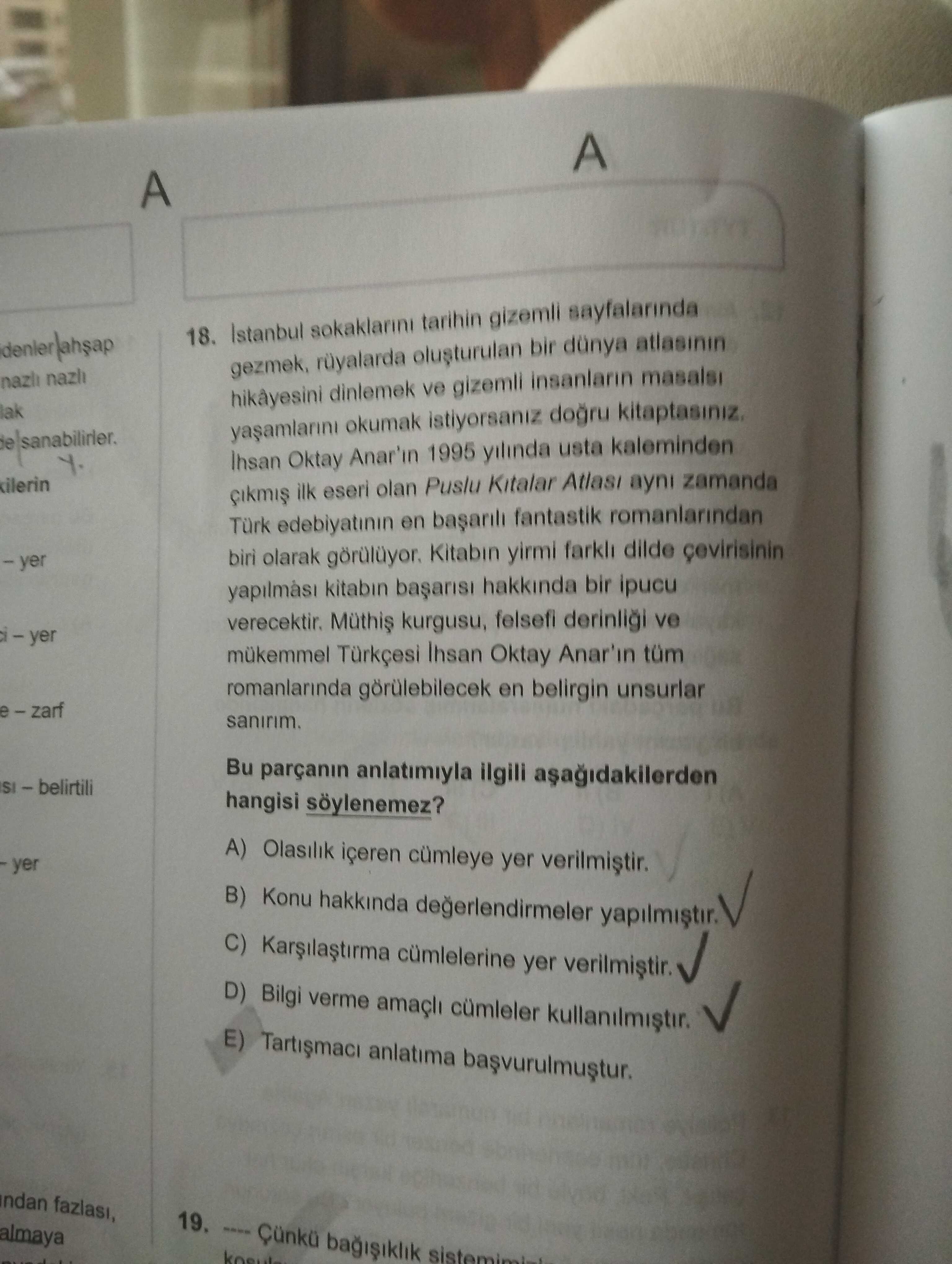 İstanbul sokaklarını tarihin gizemli sayfalarında gezmek, rüyalarda oluşturulan bir dünya atlasının