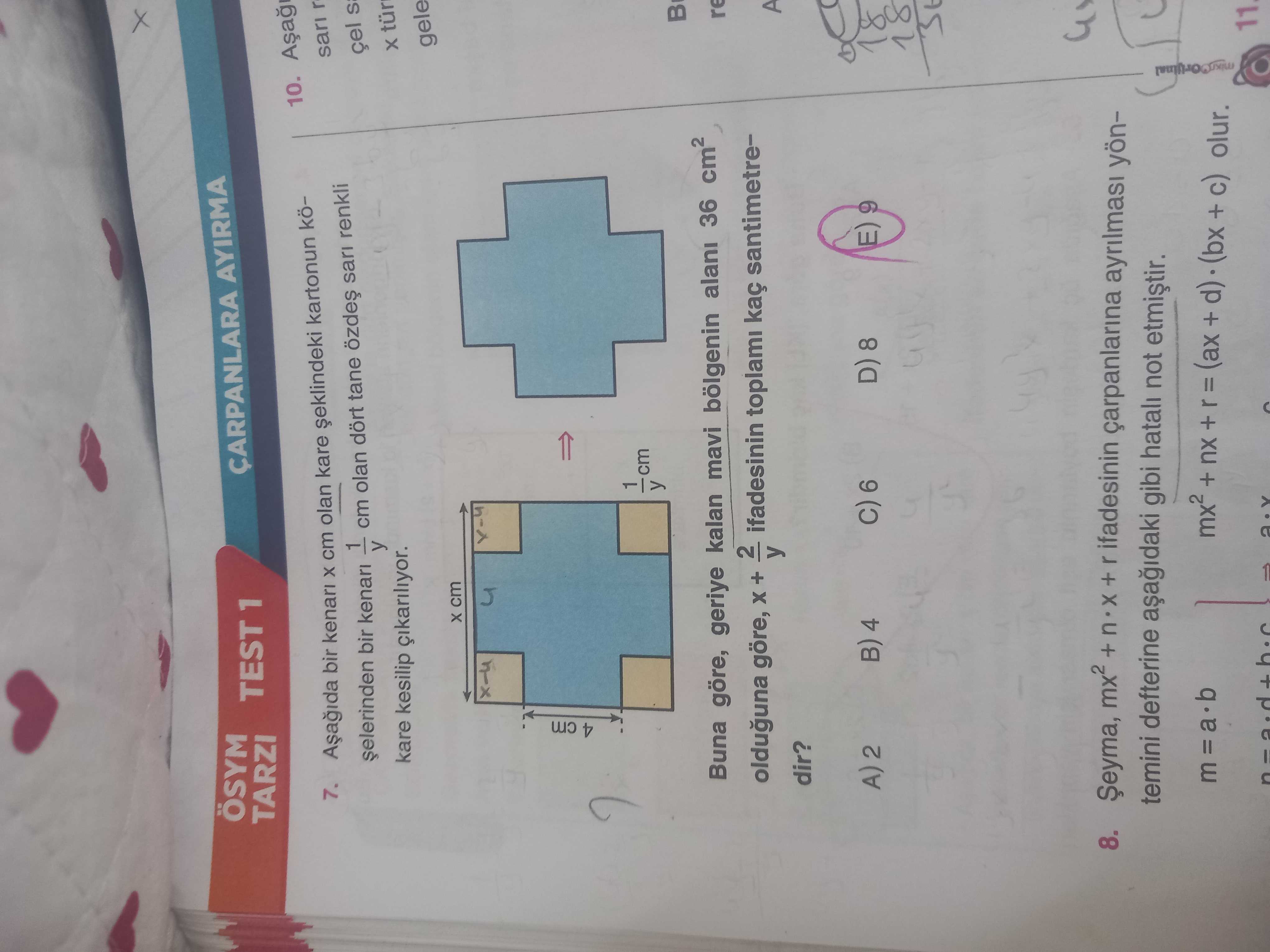 Aşağıda bir kenarı x cm olan kare şeklindeki kartonun köşelerinden bir kenarı 1/y cm olan dört tane