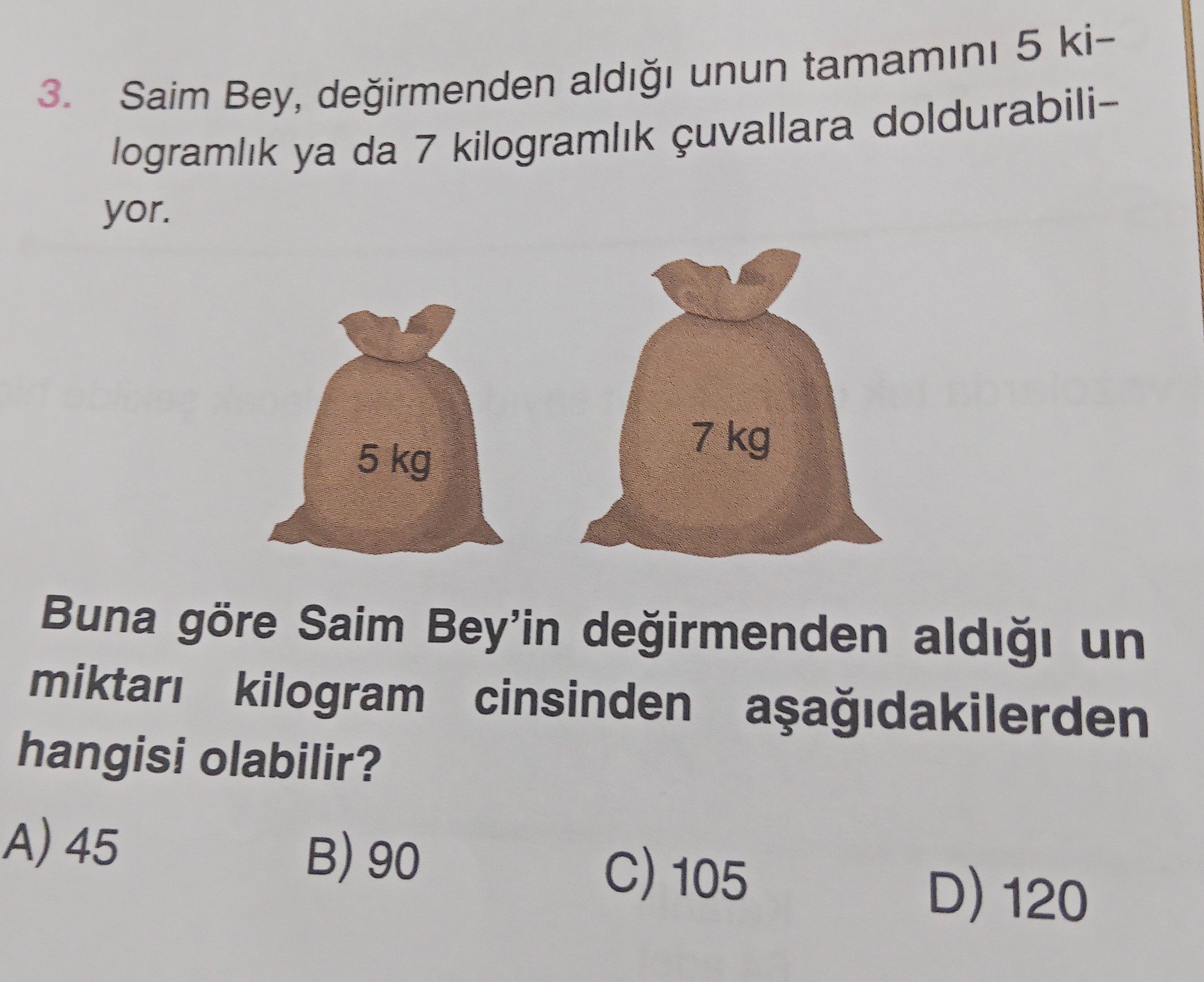Saim Bey, değirmenden aldığı unun tamamını 5 kilogramlık ya da 7 kilogramlık çuvallara
