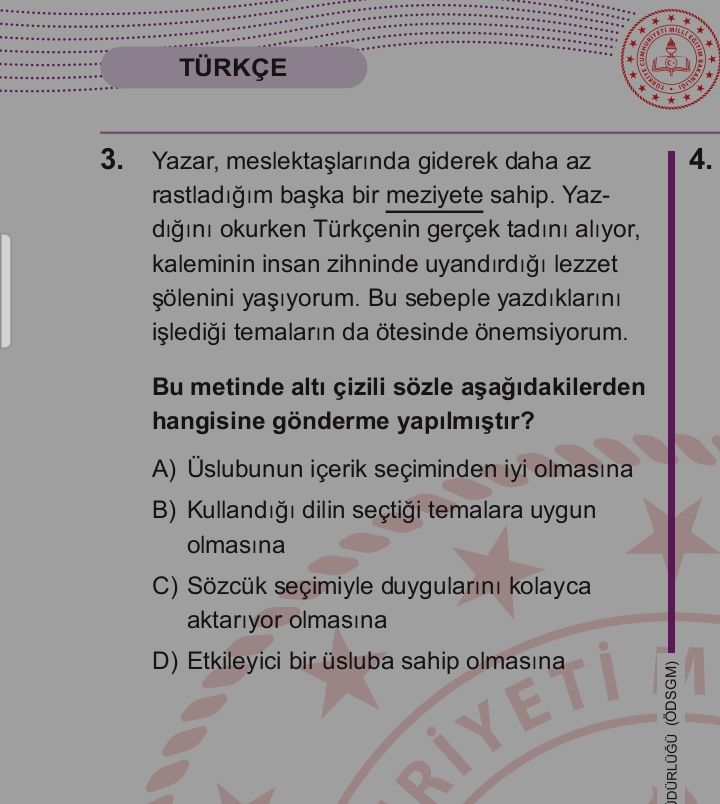 Yazar, meslektaşlarında giderek daha az rastladığım başka bir meziyete sahip. Yazdığını okurken