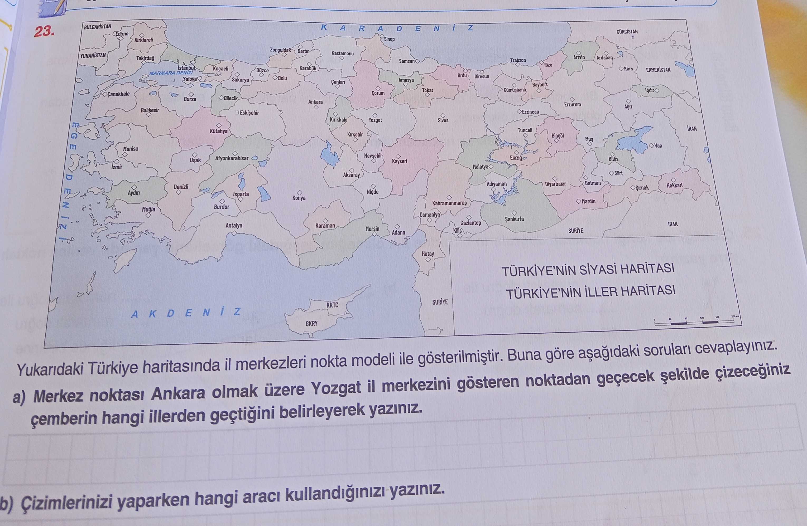 Yukarıdaki Türkiye haritasında il merkezleri nokta modeli ile gösterilmiştir. Buna göre aşağıdaki