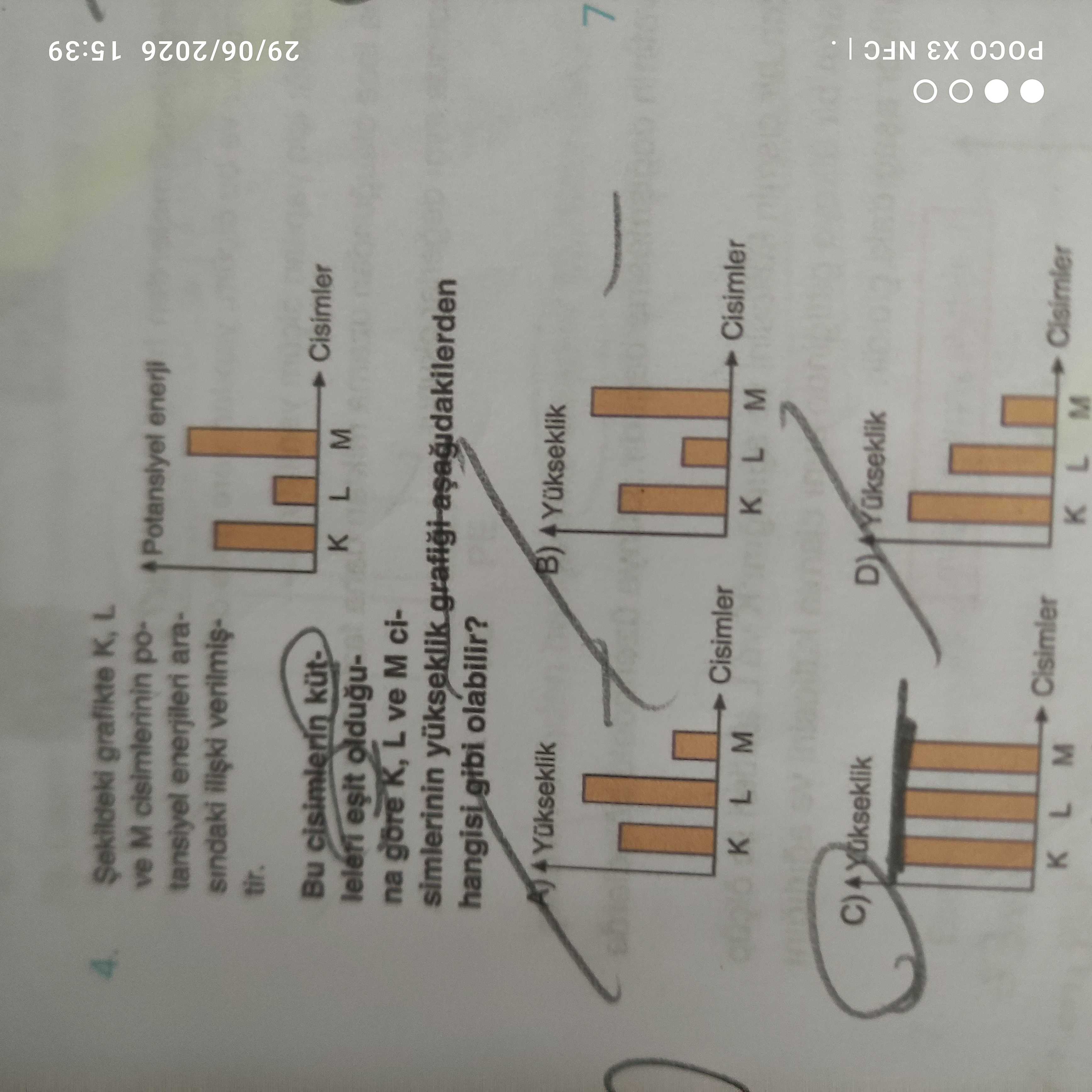 Şekildeki grafikte K, L ve M cisimlerinin potansiyel enerjileri arasındaki ilişki verilmiştir. Bu