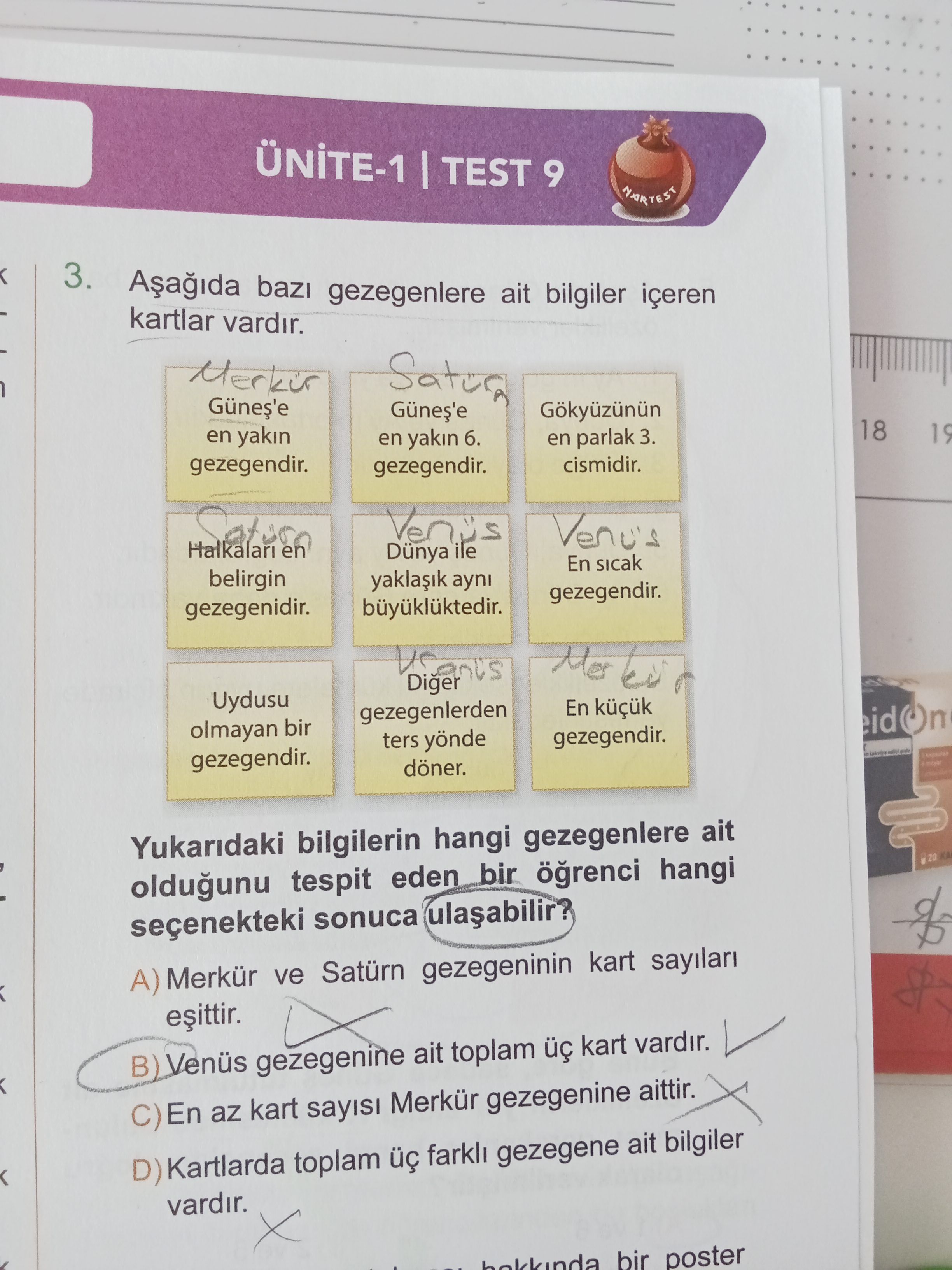 Aşağıda bazı gezegenlere ait bilgiler içeren kartlar vardır. Merkür - Güneş'e en yakın gezegendir
