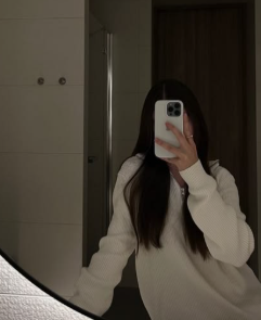 L*** P****
