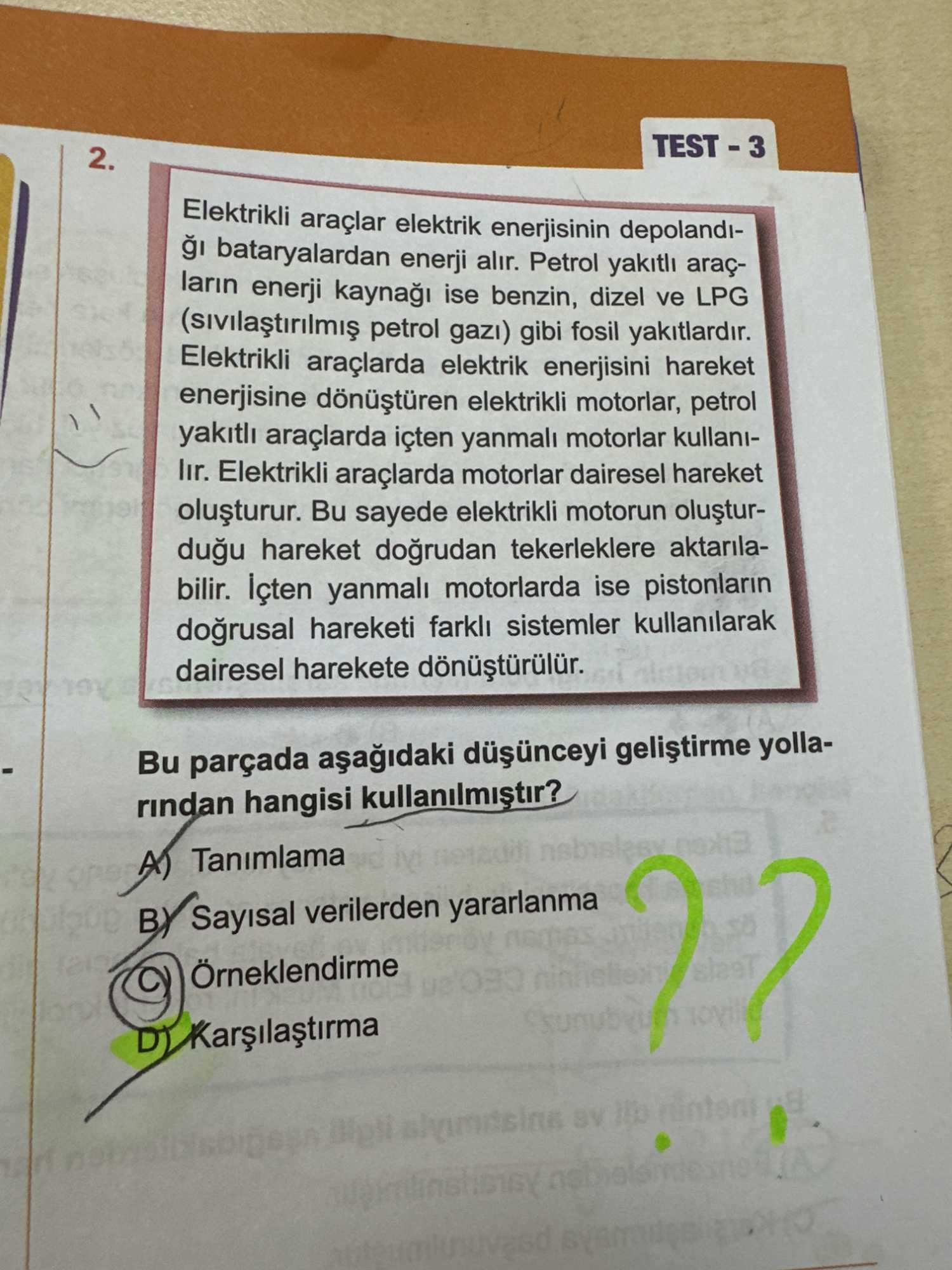Elektrikli araçlar elektrik enerjisinin depolandığı bataryalardan enerji alır. Petrol yakıtlı