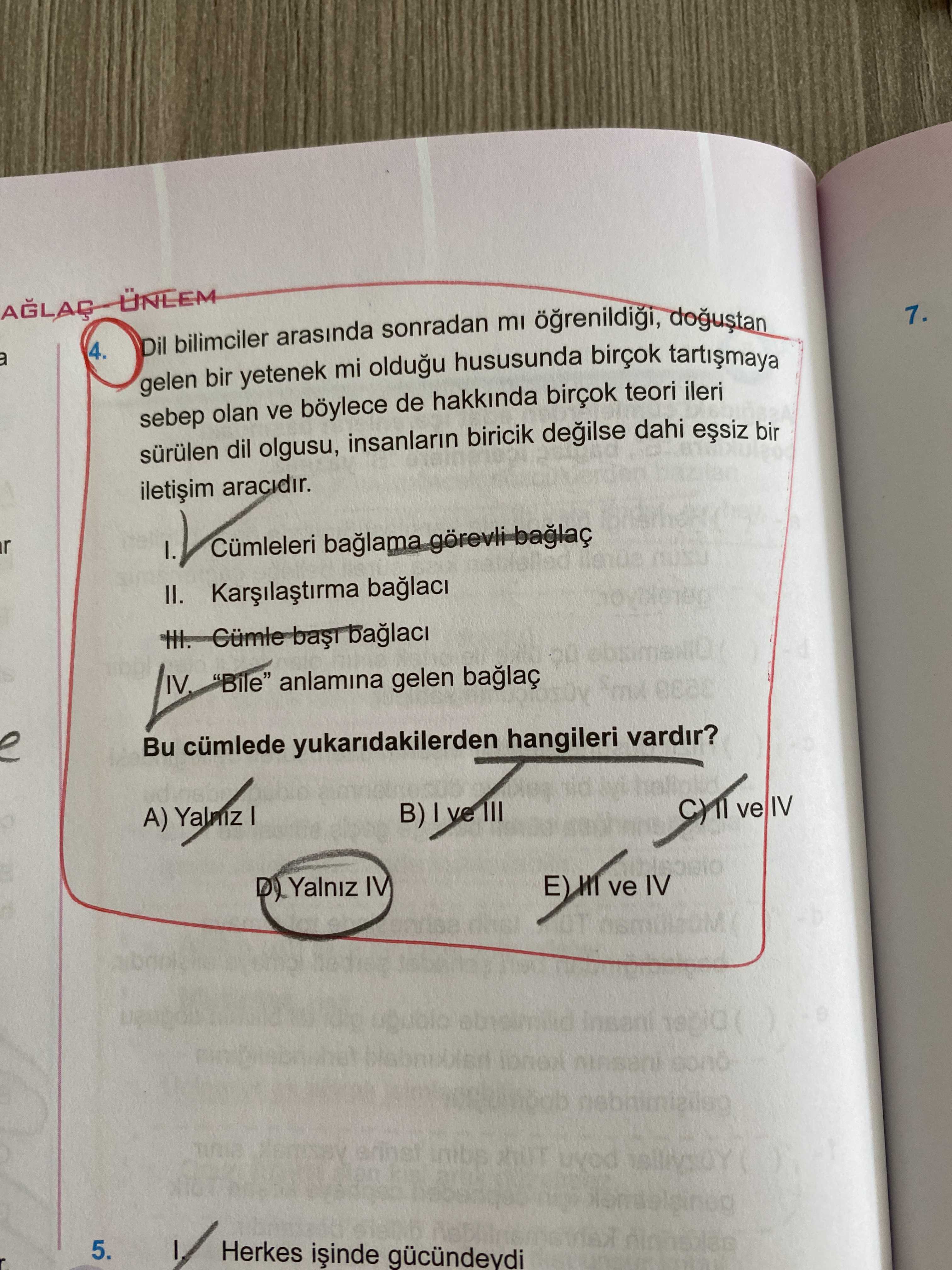 Dil bilimciler arasında sonradan mı öğrenildiği, doğuştan gelen bir yetenek mi olduğu hususunda