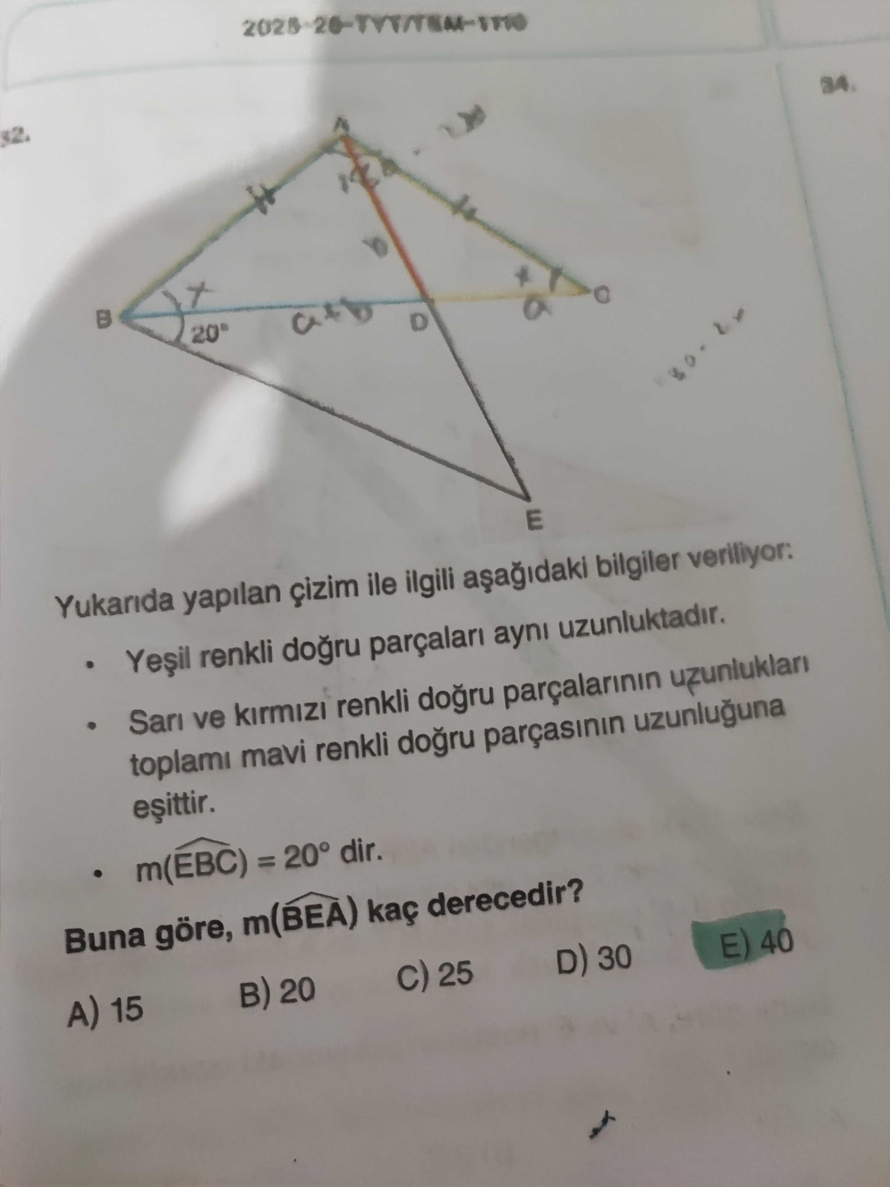 Yukarıda yapılan çizim ile ilgili aşağıdaki bilgiler veriliyor: • Yeşil renkli doğru parçaları aynı