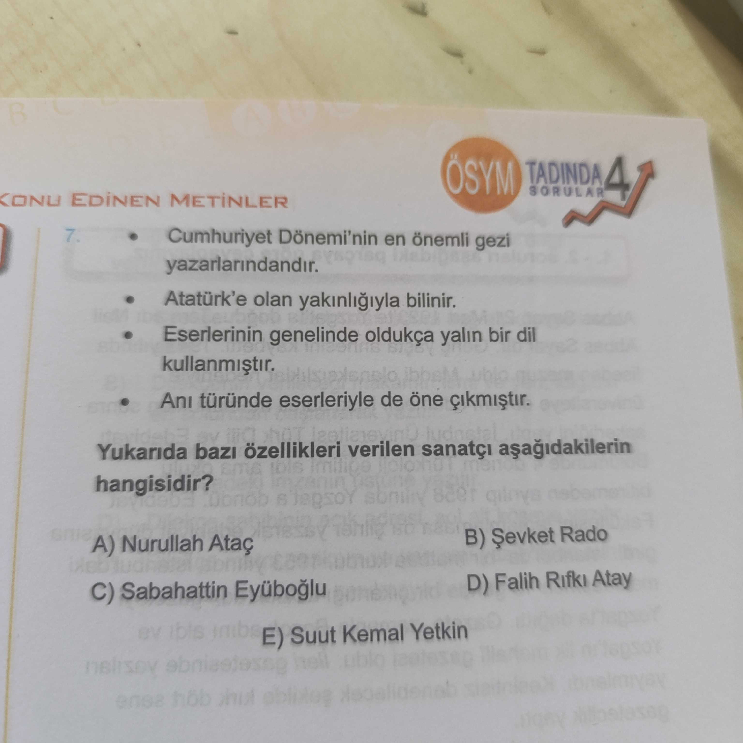 • Cumhuriyet Dönemi'nin en önemli gezi yazarlarındandır. • Atatürk'e olan yakınlığıyla bilinir. •