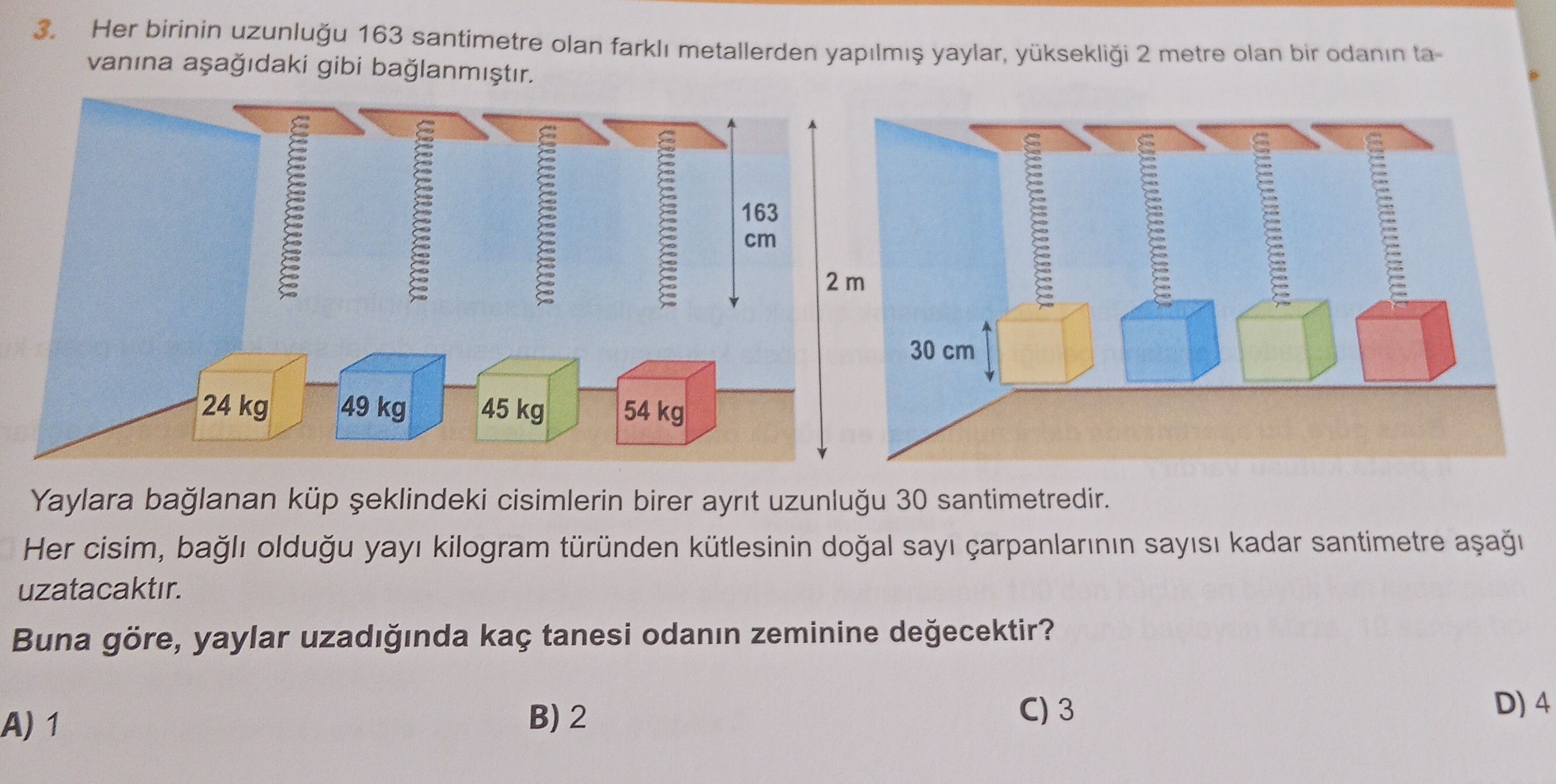 Her birinin uzunluğu 163 santimetre olan farklı metallerden yapılmış yaylar, yüksekliği 2 metre olan