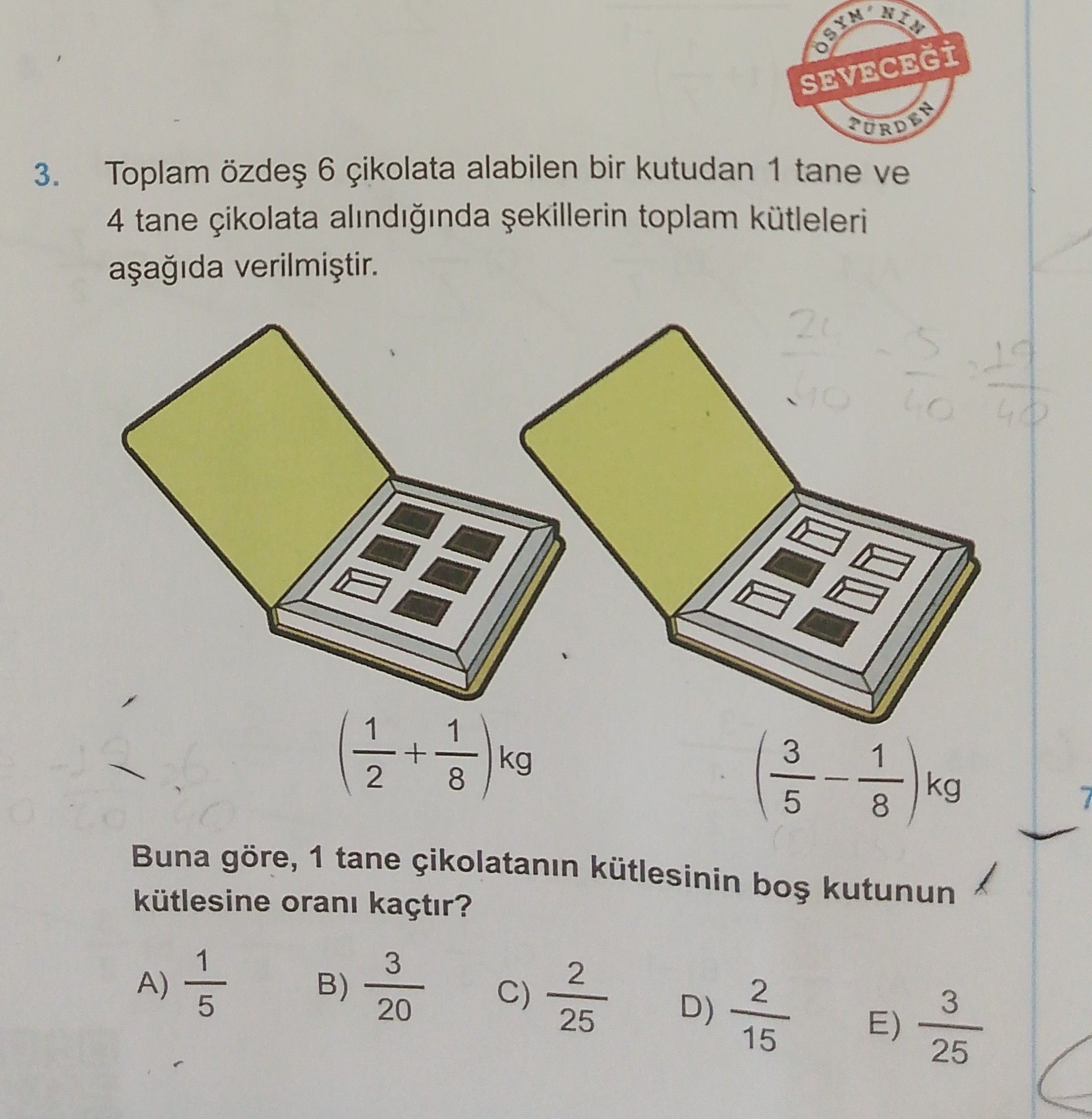 Toplam özdeş 6 çikolata alabilen bir kutudan 1 tane ve 4 tane çikolata alındığında şekillerin toplam
