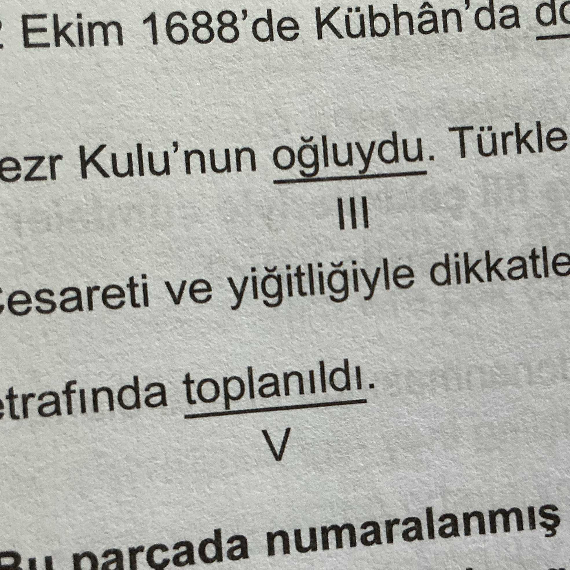... Ekim 1688'de Kübhân'da do... ...ezr Kulu'nun oğluydu. Türkle... III ...cesareti ve yiğitliğiyle